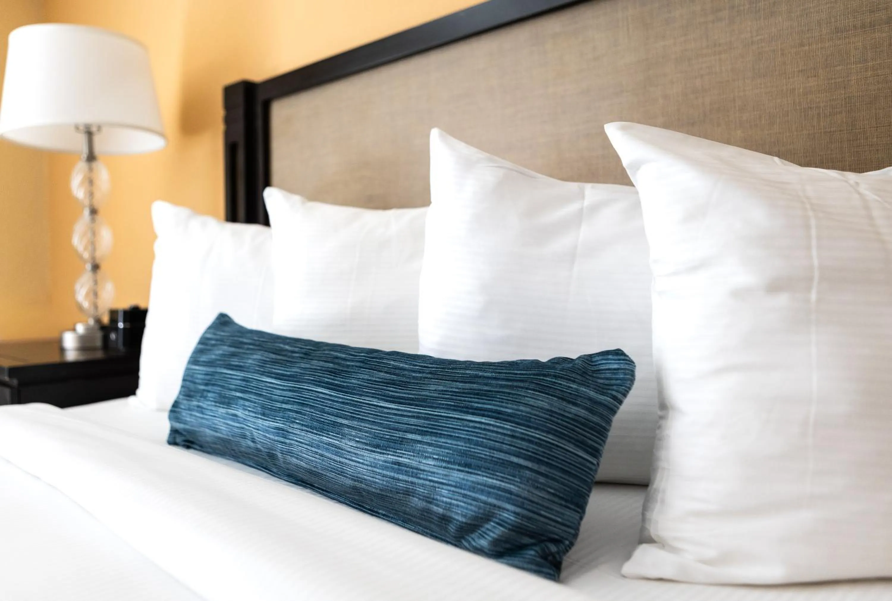 Bed in Carlsbad Inn Beach Resort