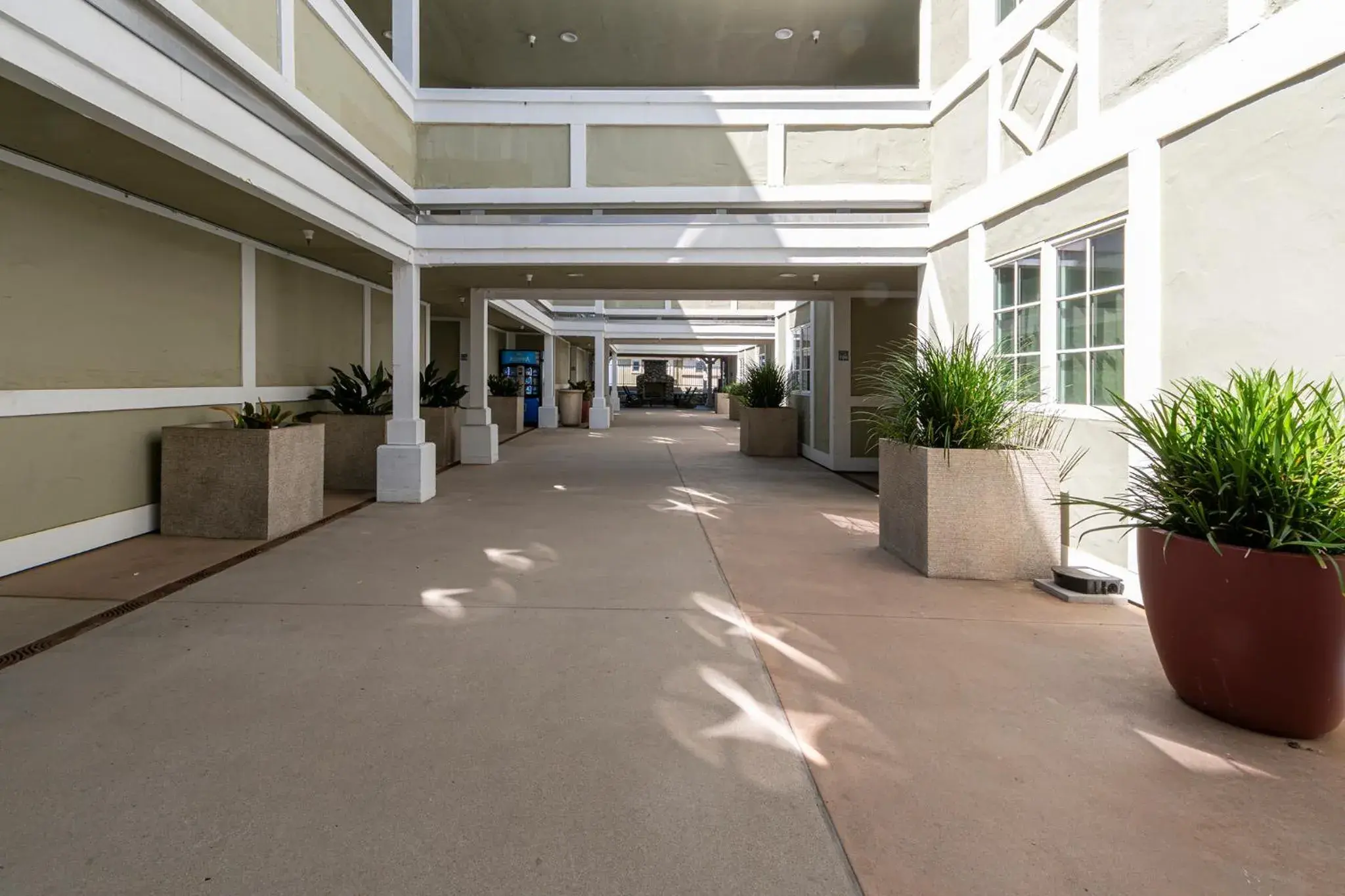 Property building in Carlsbad Inn Beach Resort Property building in Carlsbad Inn Beach Resort