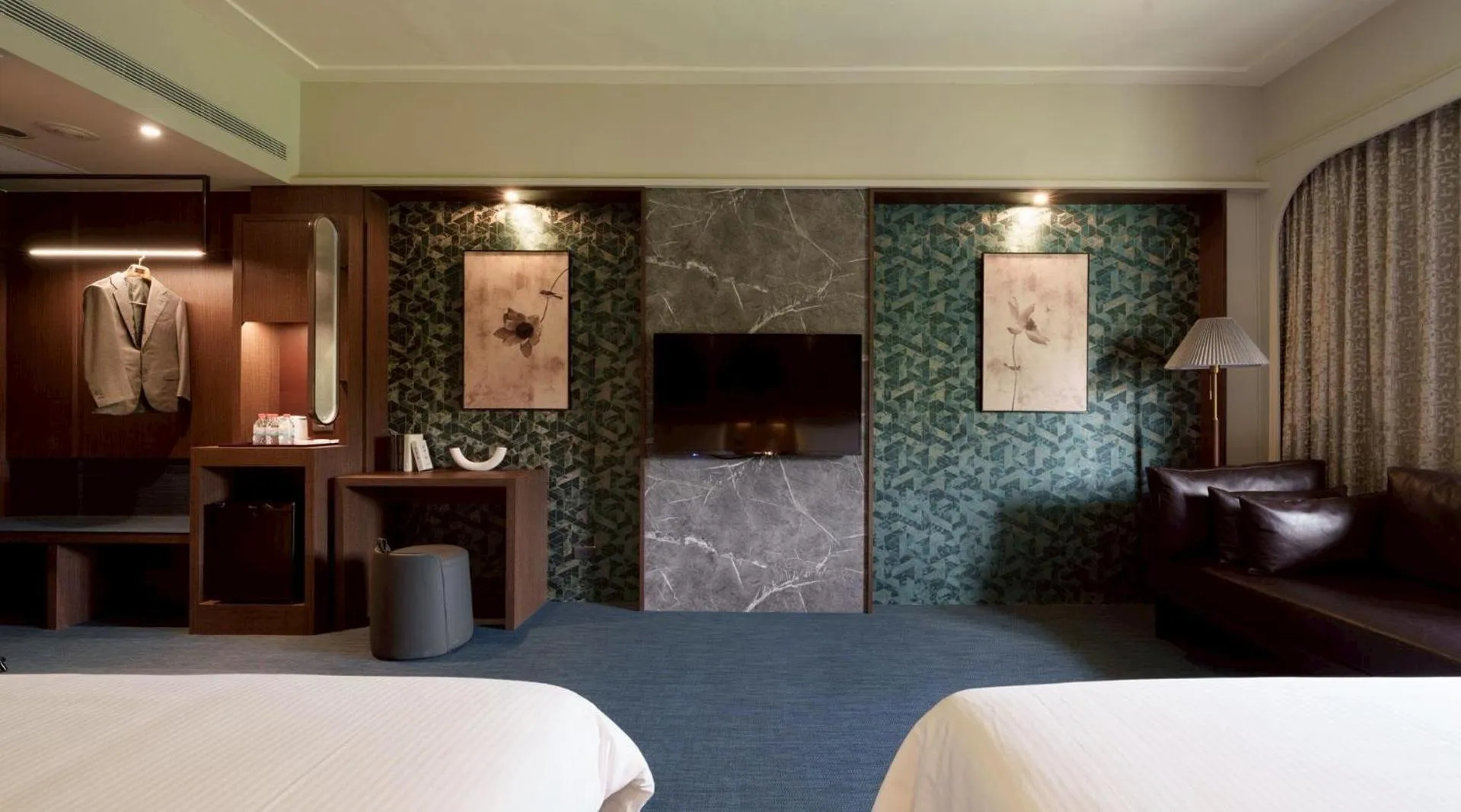 Bed in Haifu Garden Hotel