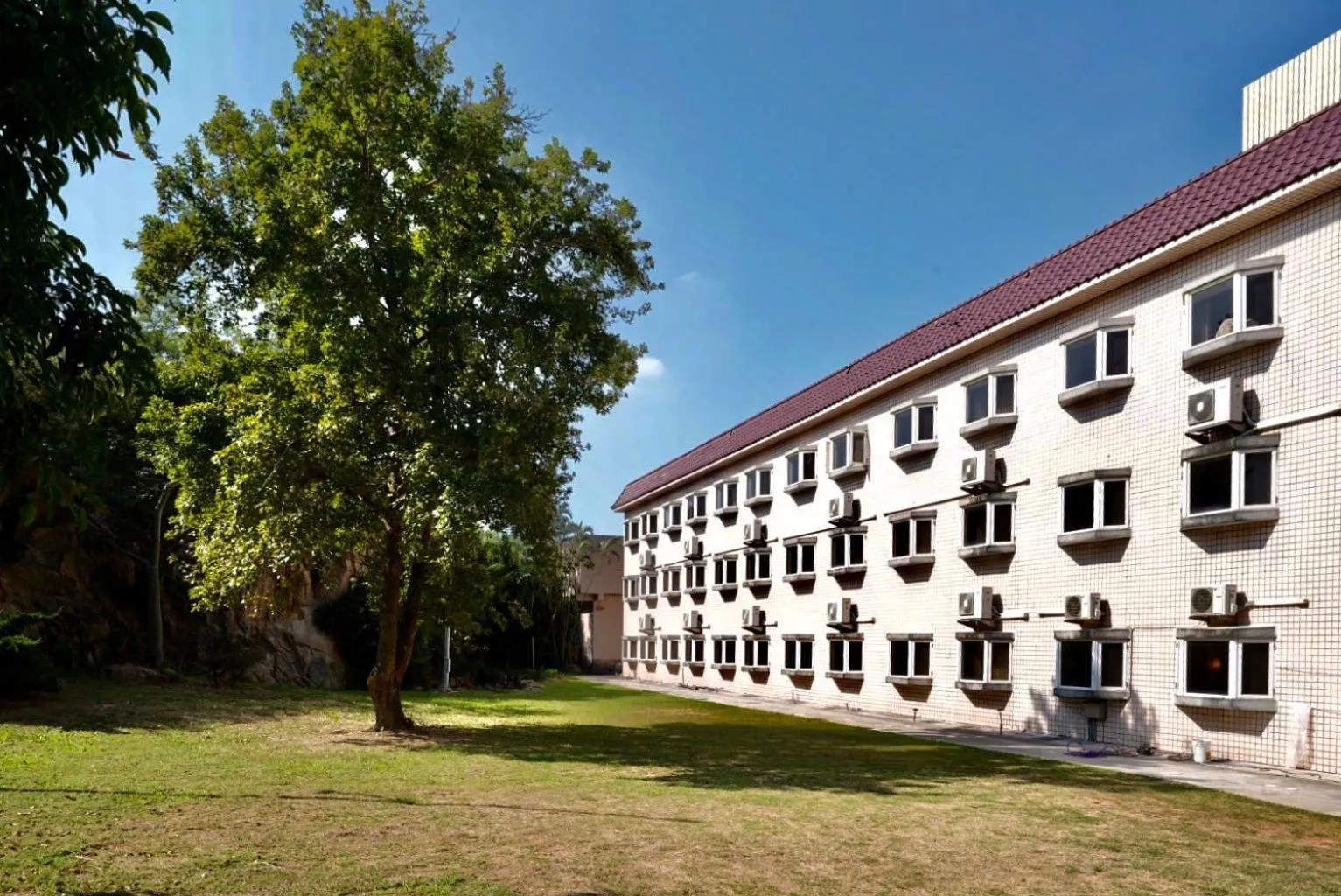 Property building in Haifu Garden Hotel