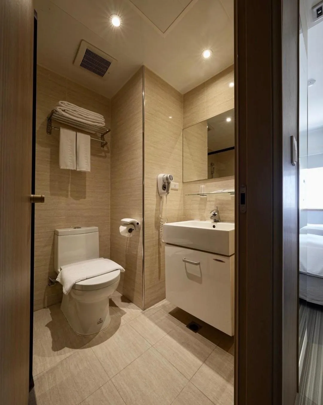 Toilet in Haifu Garden Hotel