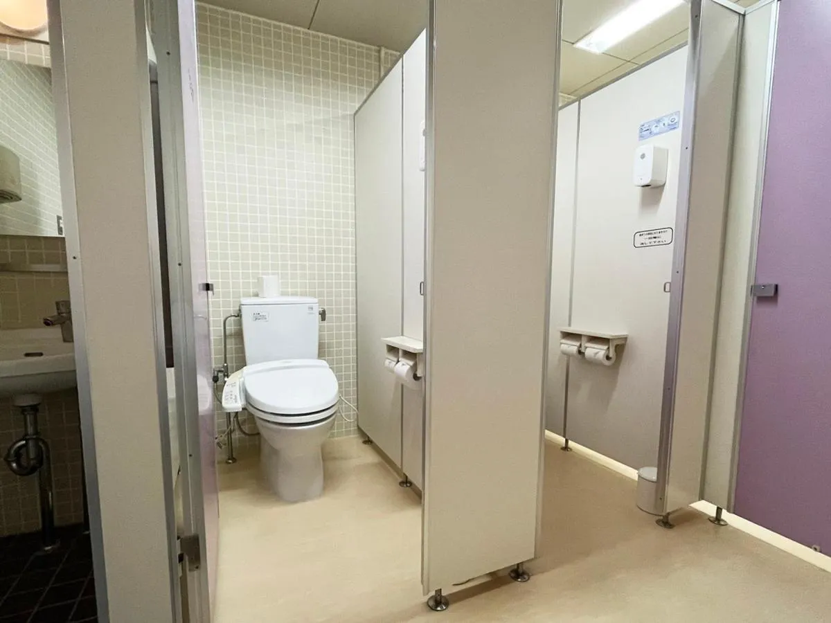 Toilet in Kurplaza Pirika