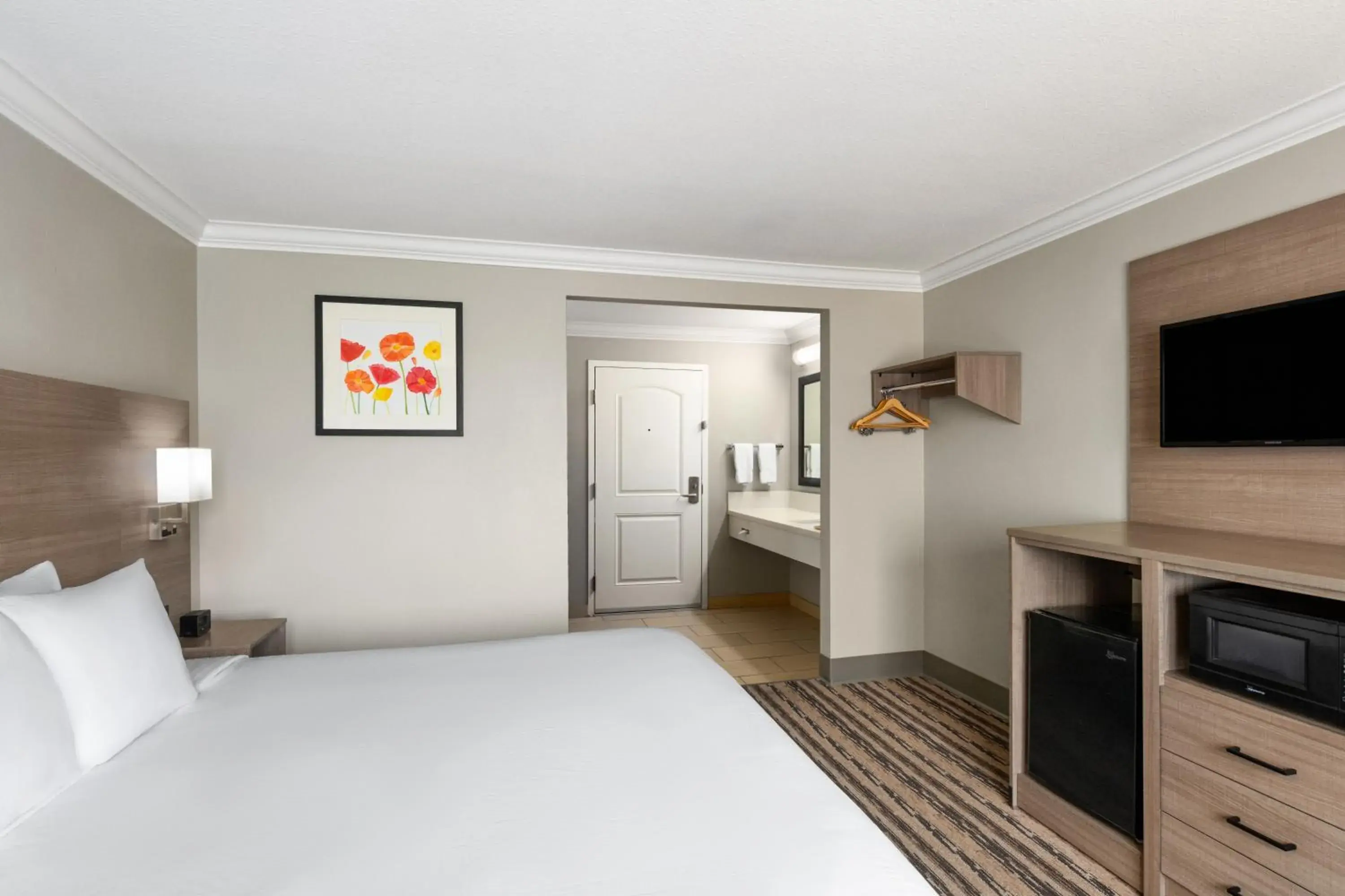 Bedroom, Bed in Solara Inn and Suites Bedroom, Bed in Solara Inn and Suites