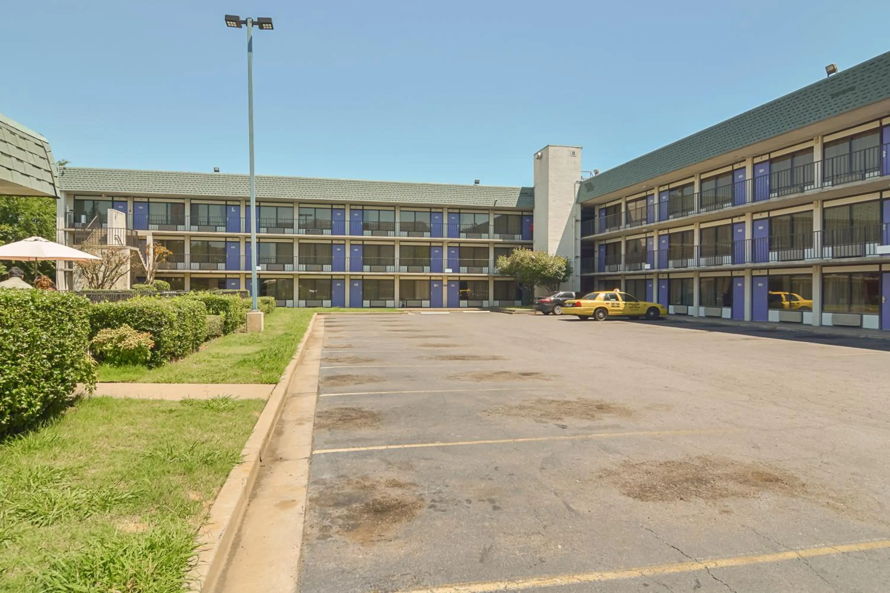 Facade/entrance in Motel 6-Little Rock, AR - West