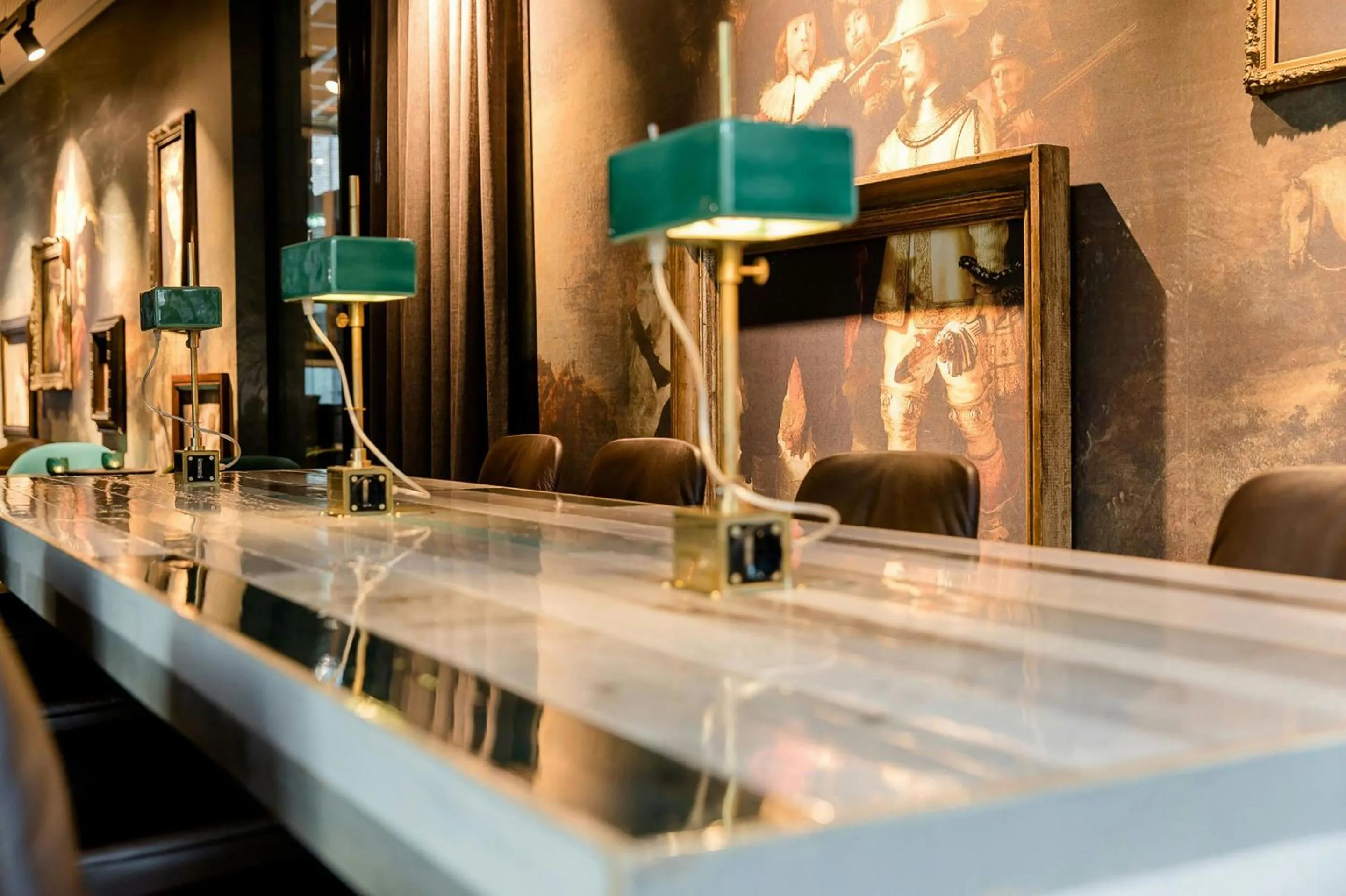 Lounge or bar in Motel One Amsterdam-Waterlooplein