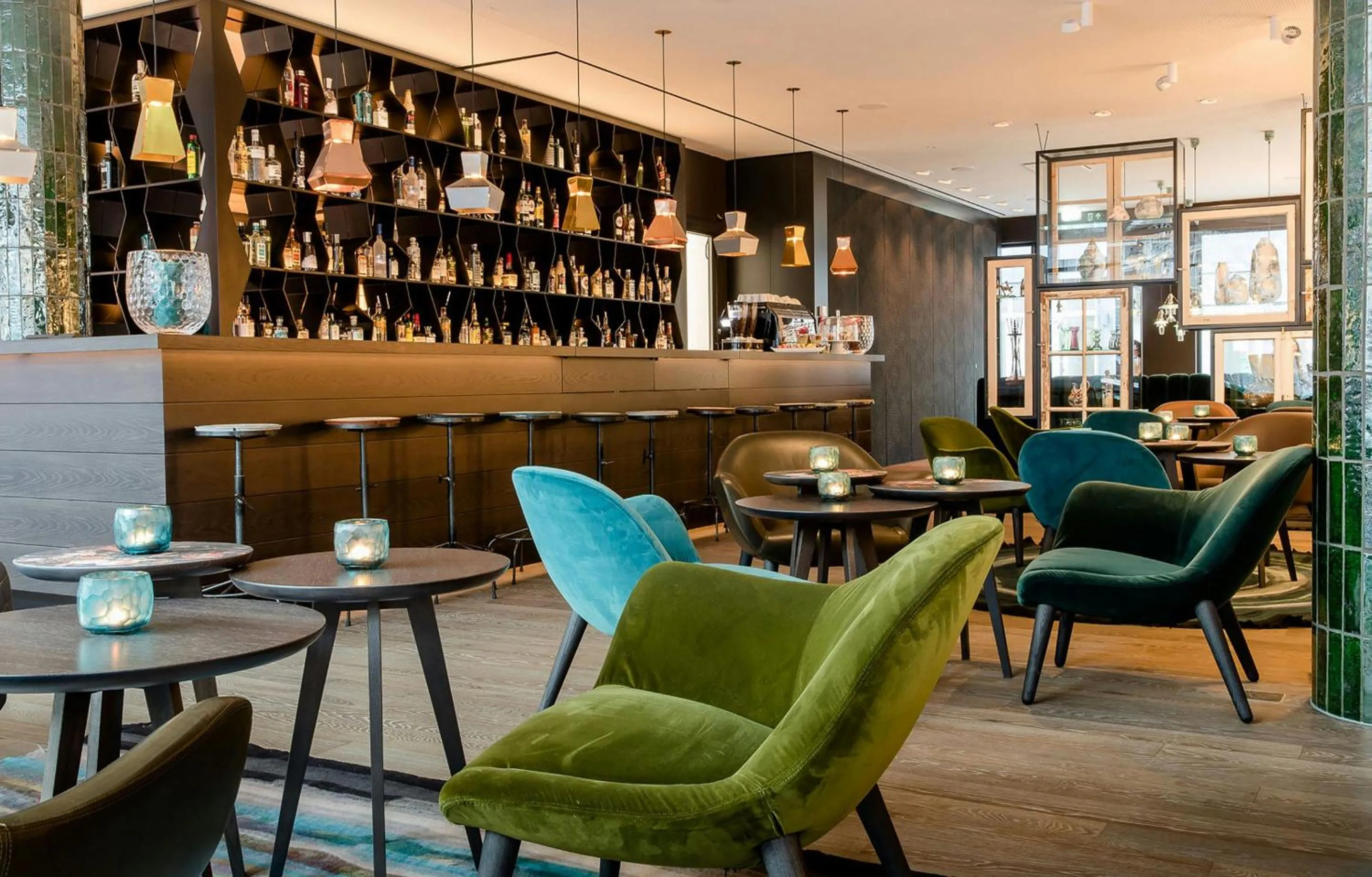Lounge or bar in Motel One Amsterdam-Waterlooplein