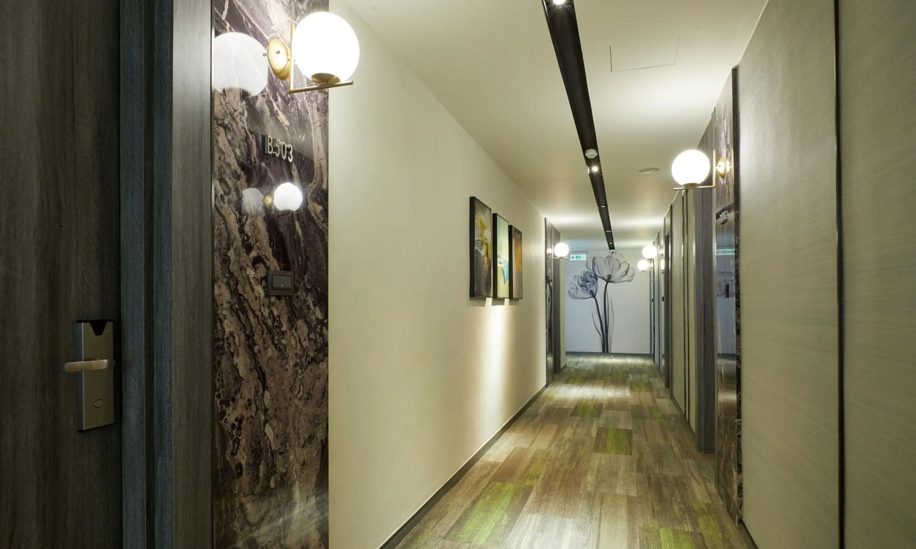 Hai Fu Hotel & Suites