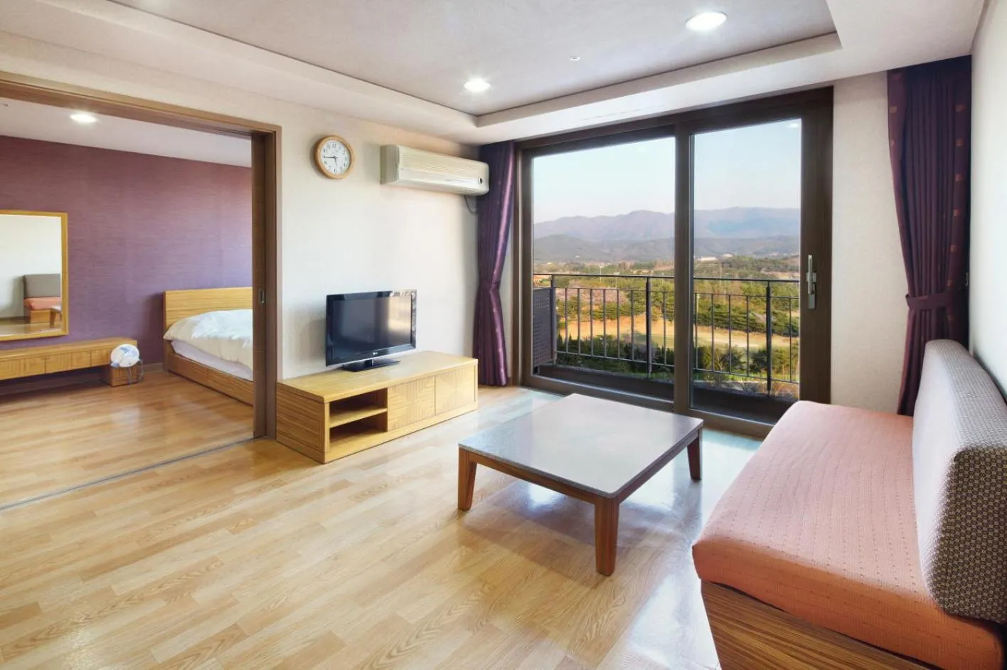 Bed in Hanwha Resort Gyeongju