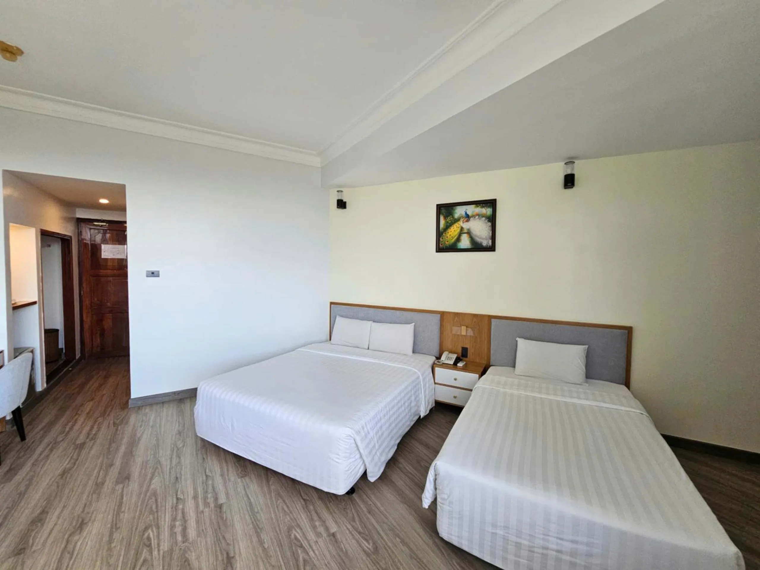 Bedroom, Bed in Sammy Hotel