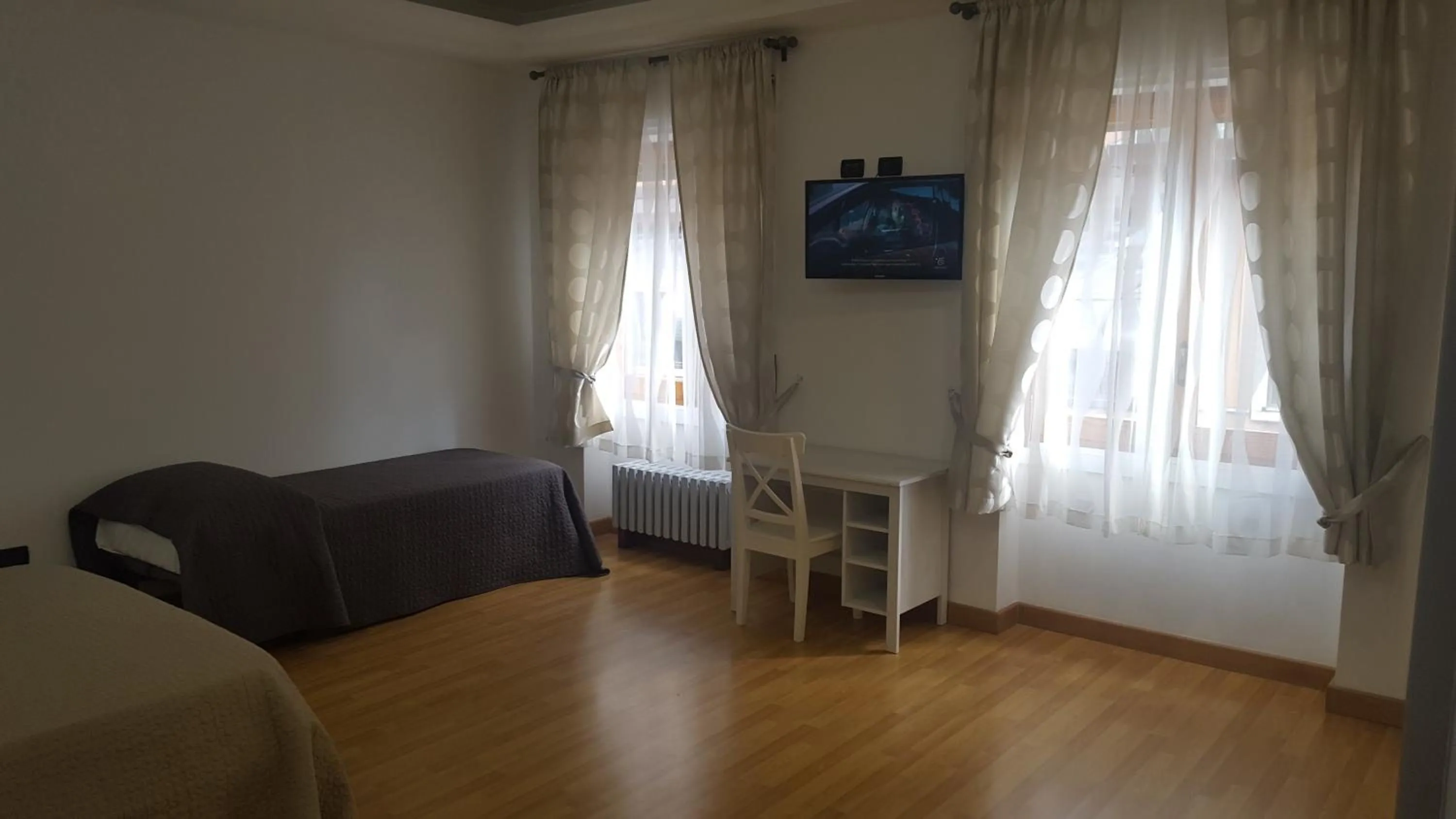 Property building, Bed in Camere Santa Rita