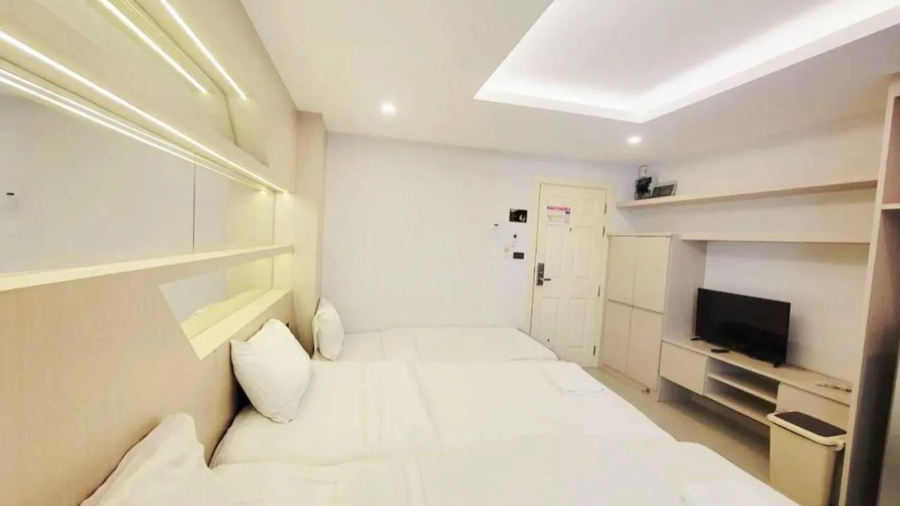 Bed in B-your home Hotel Don Mueang Airport Bangkok 如你家酒店