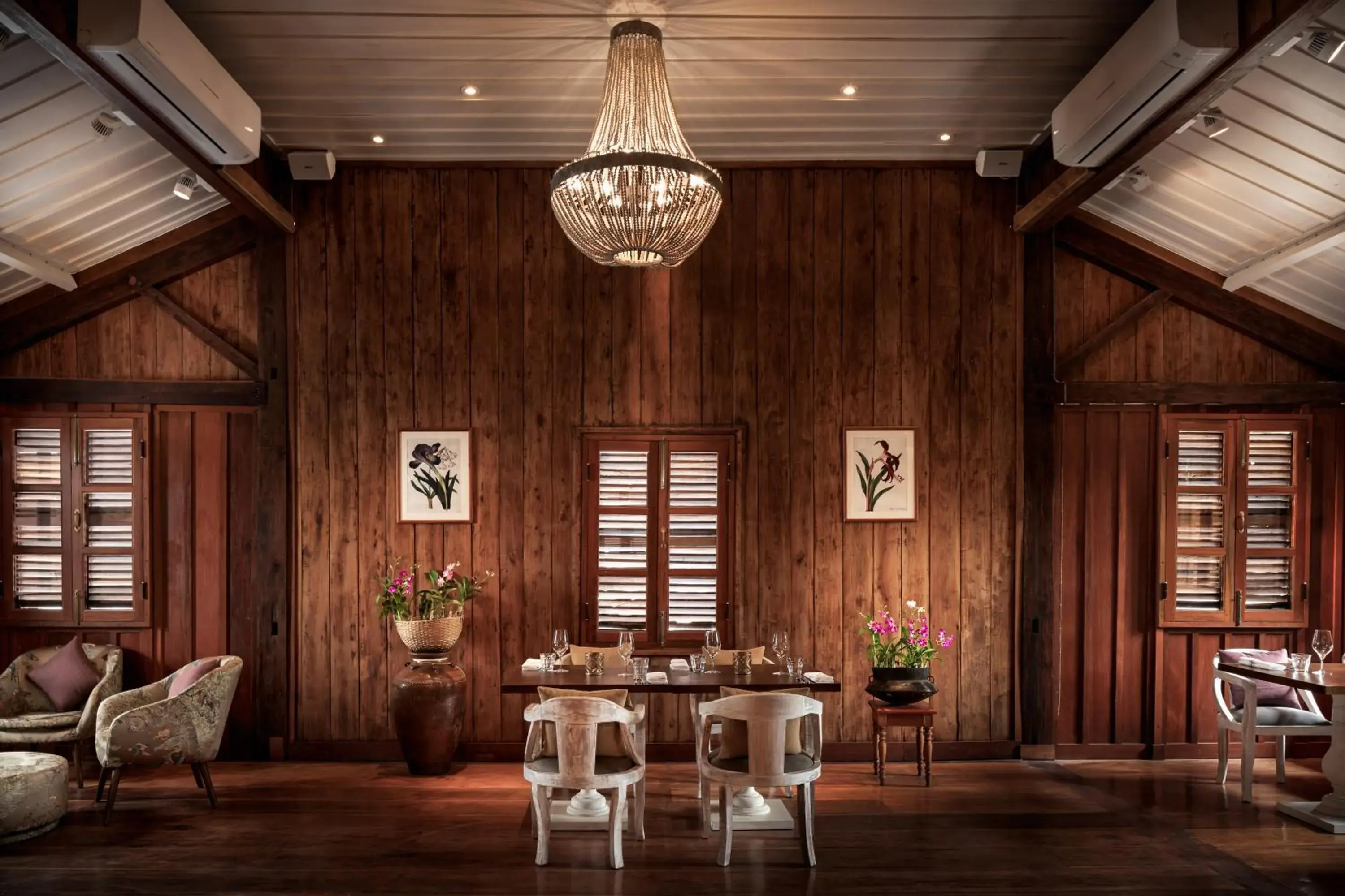 Restaurant/places to eat in Maison Dalabua Restaurant/places to eat in Maison Dalabua