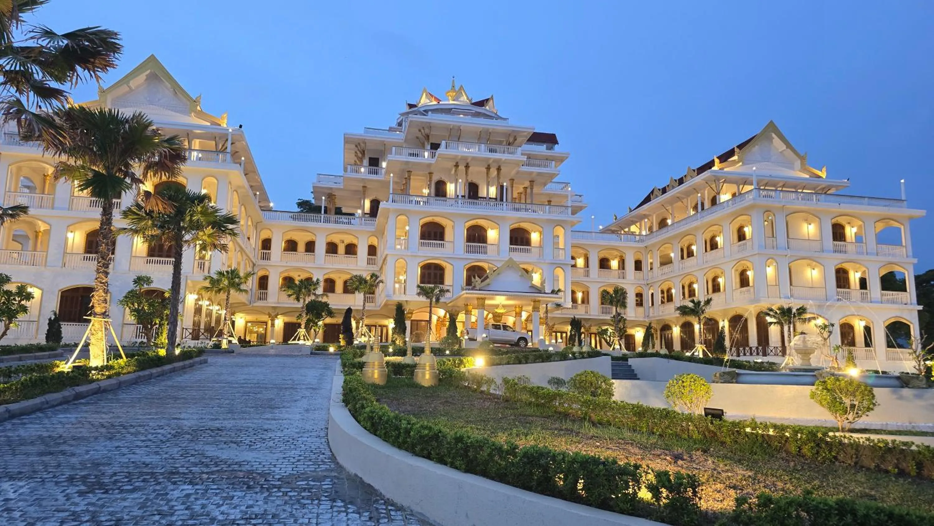 Property building in Champa Palace Hotel