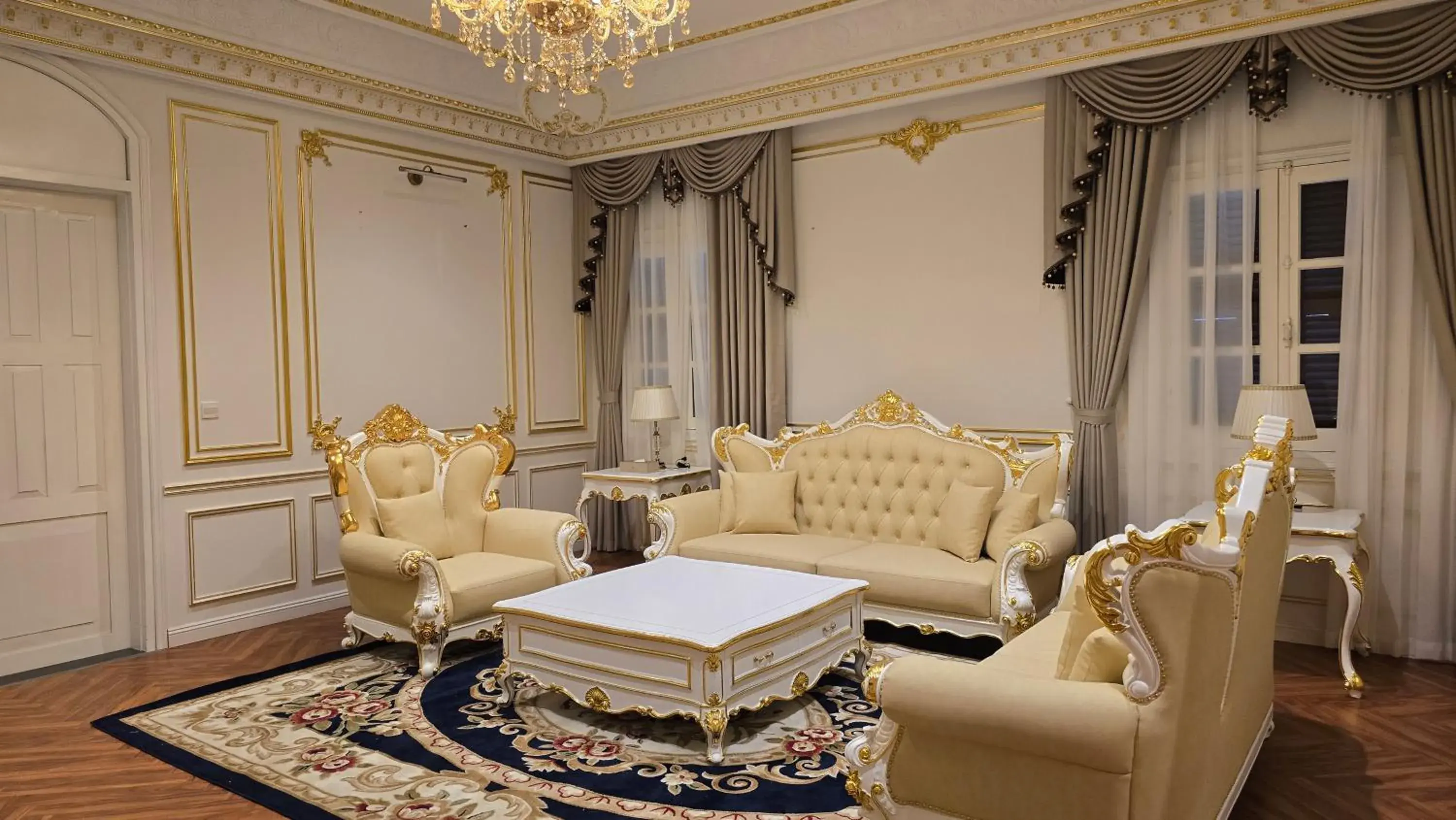 Living room in Champa Palace Hotel Living room in Champa Palace Hotel