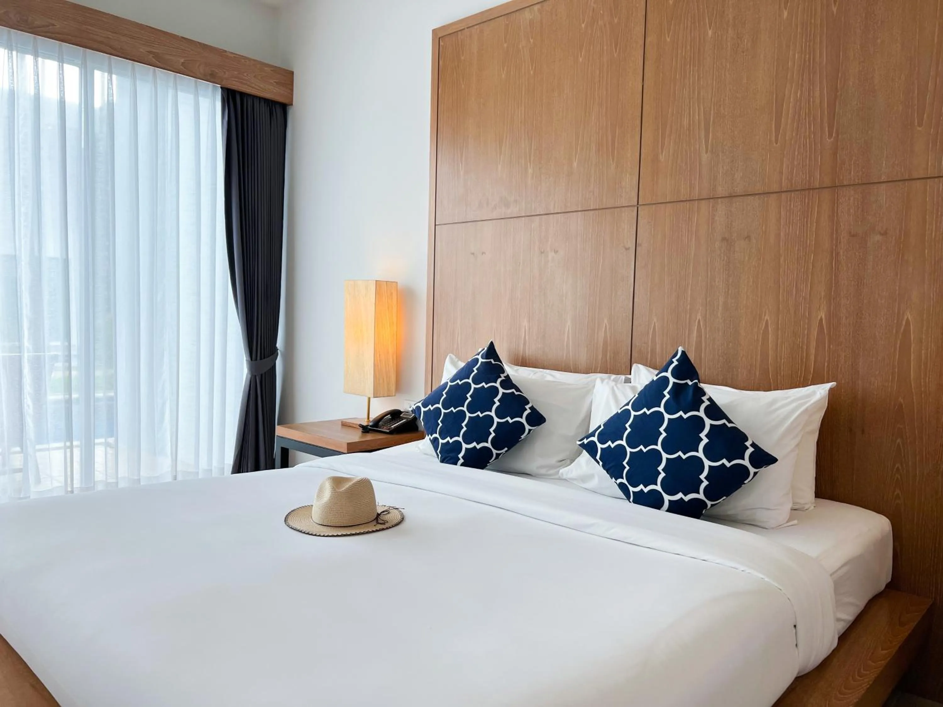 BLU PINE Villa & Pool Access - SHA Plus