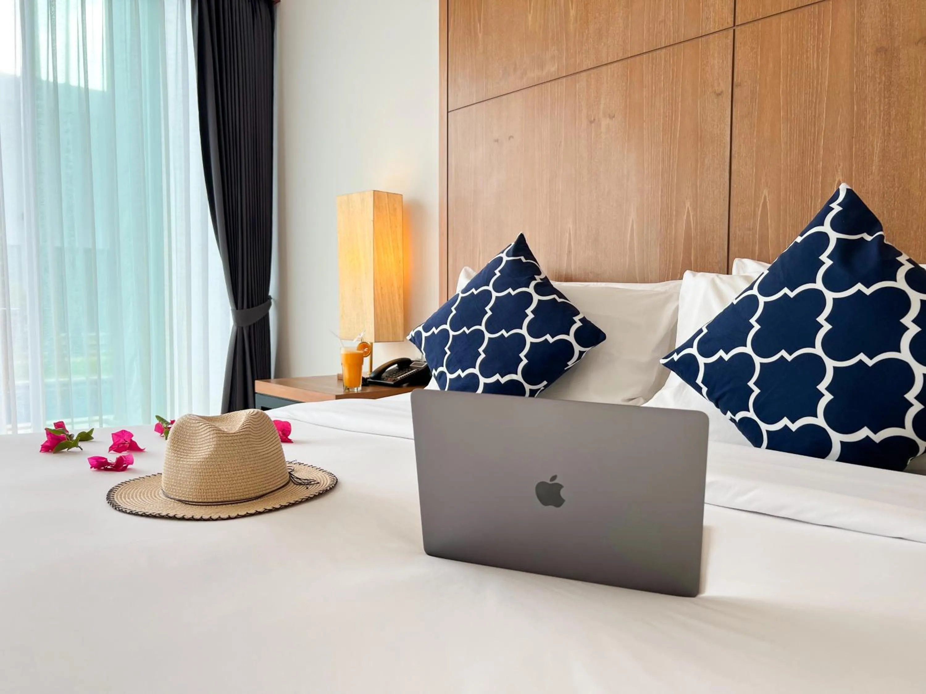 BLU PINE Villa & Pool Access - SHA Plus