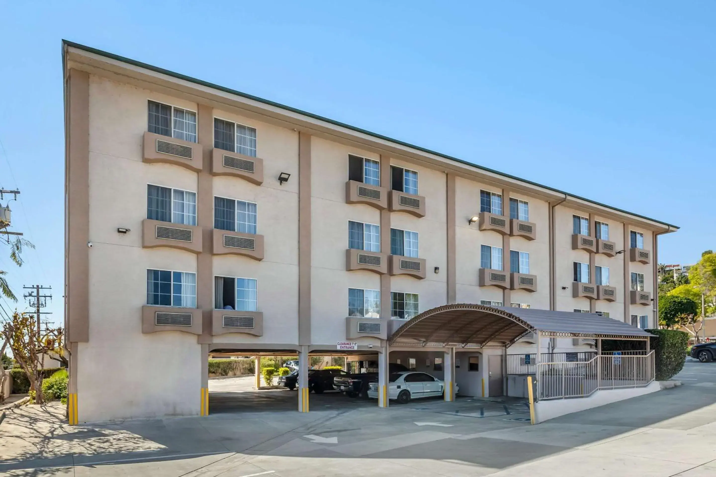 Property building in Comfort Inn Monterey Park - Los Angeles Property building in Comfort Inn Monterey Park - Los Angeles