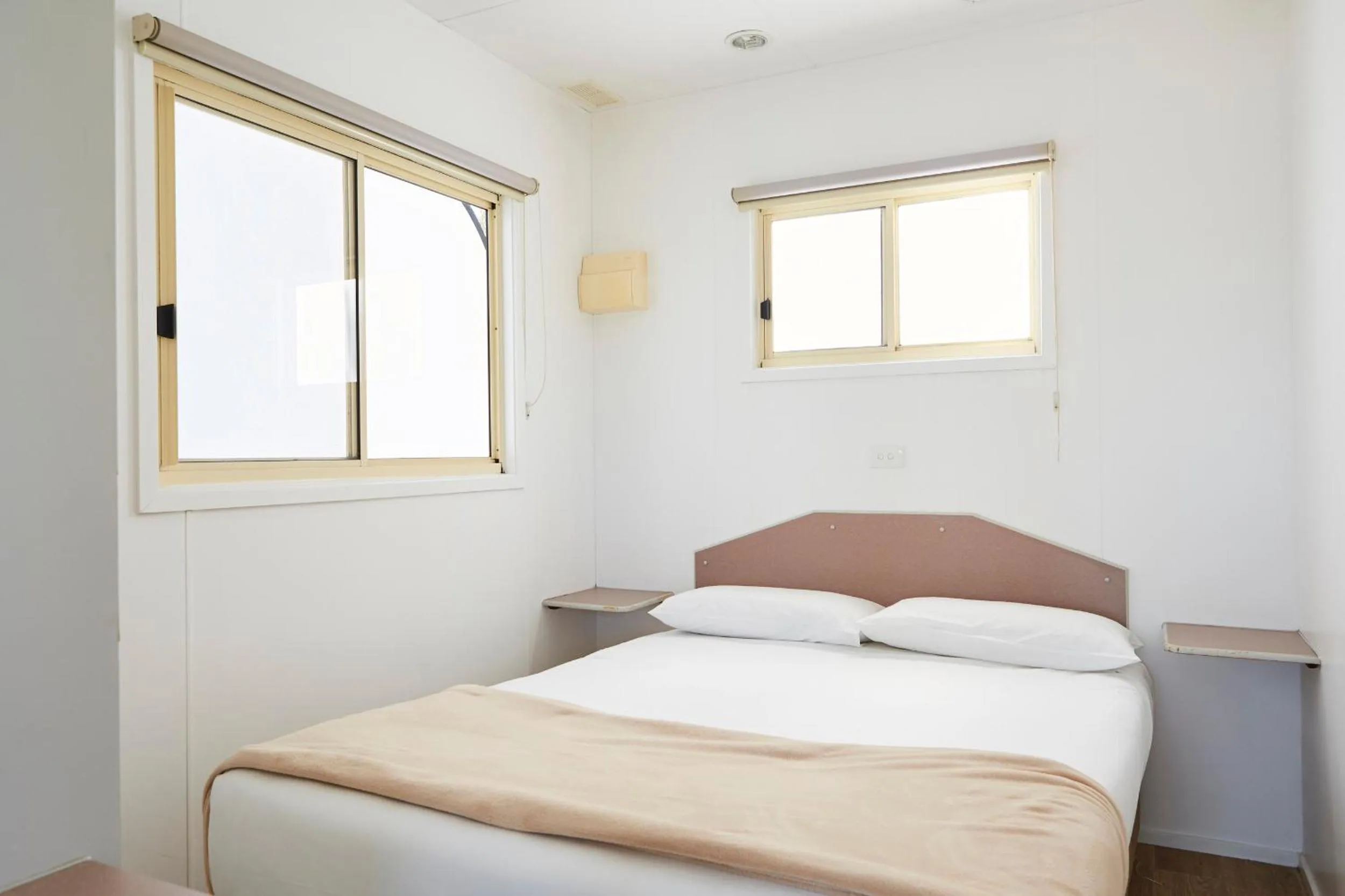 Bed in NRMA Victor Harbor Beachfront Holiday Park