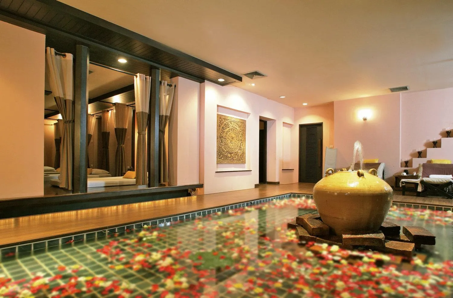 Spa and wellness centre/facilities in Topland Hotel & Convention Centre