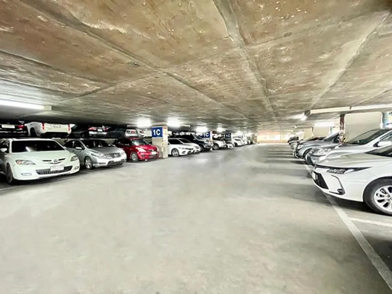 Topland Hotel & Convention Centre