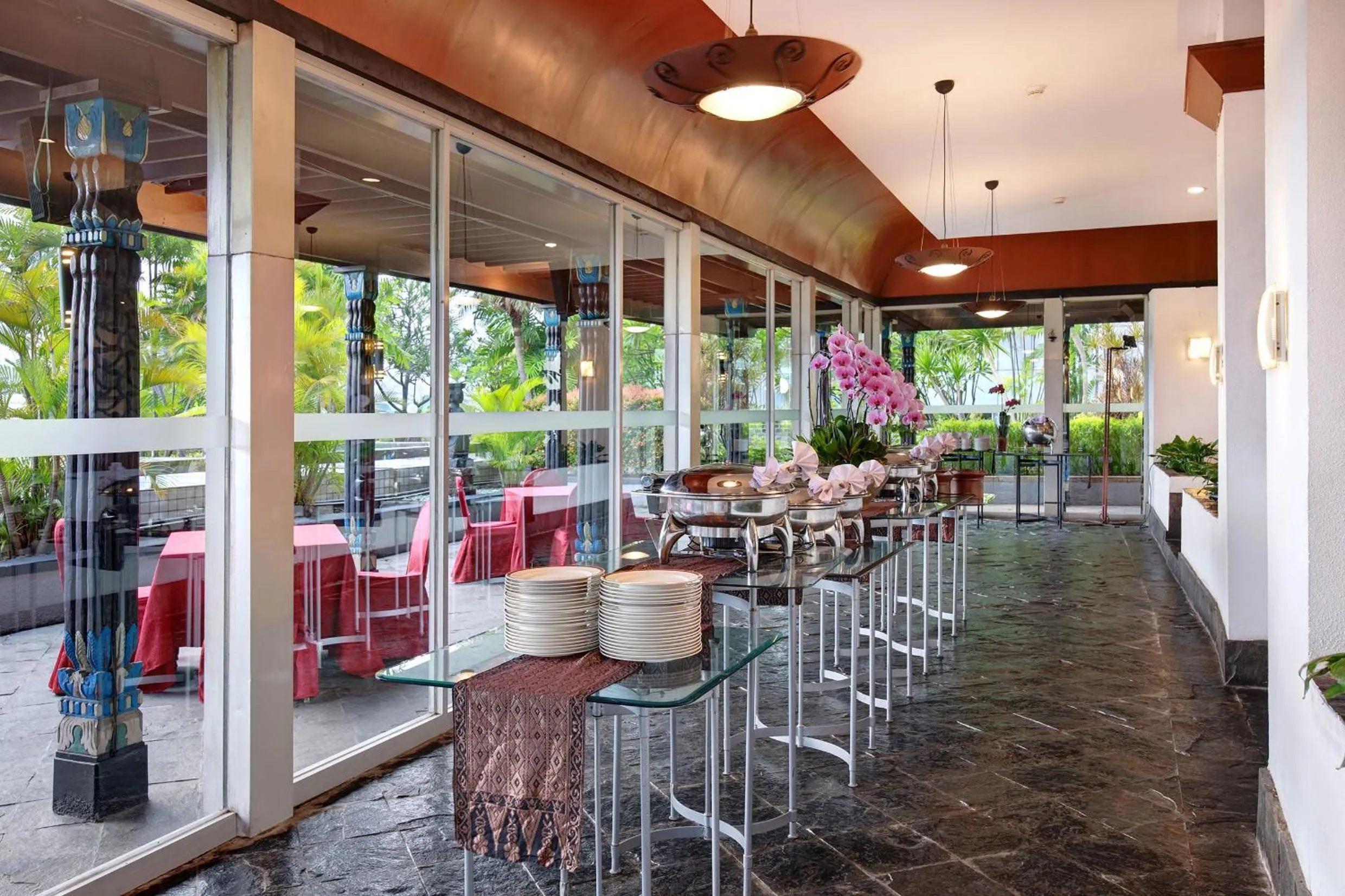 Banquet/Function facilities in Lumire Hotel & Convention Centre