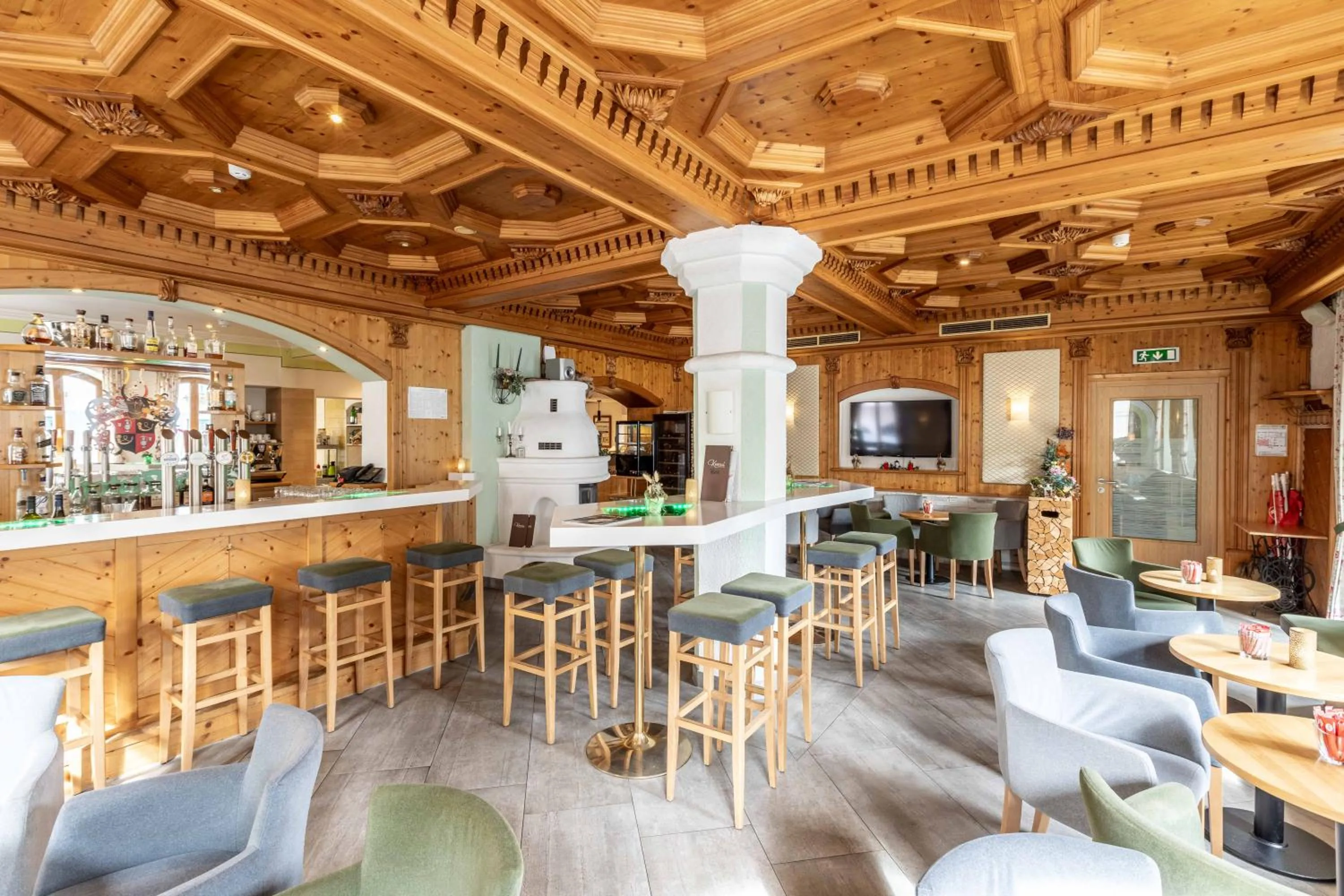 Hotel Post by keyone