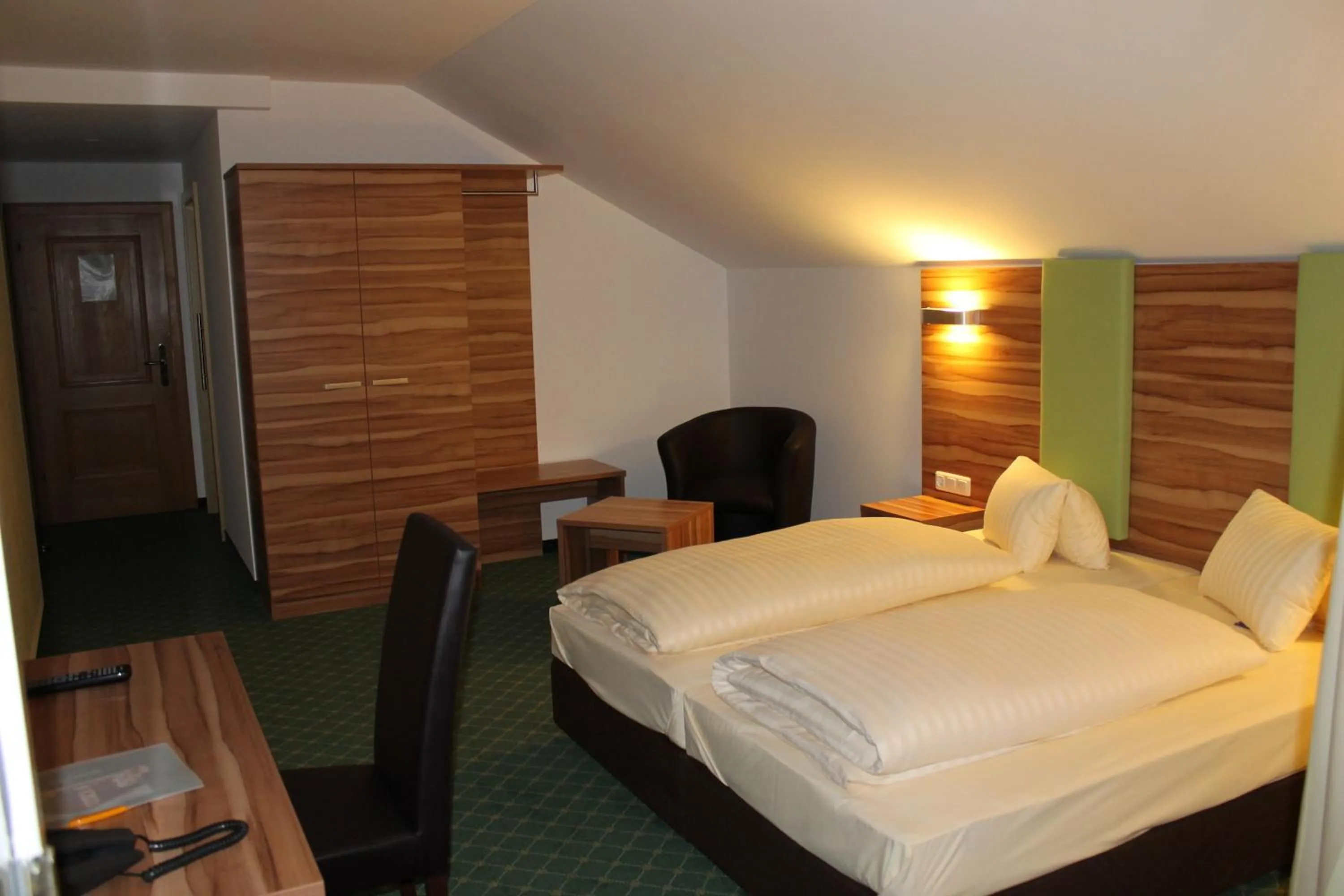 Double Room - single occupancy in Hotel Post by keyone
