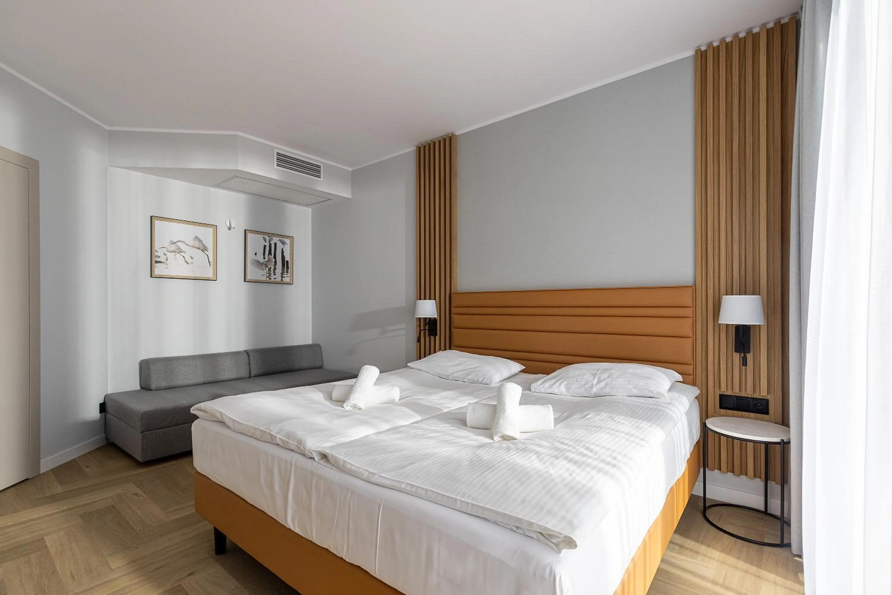 Bedroom, Bed in Hotel Meridian