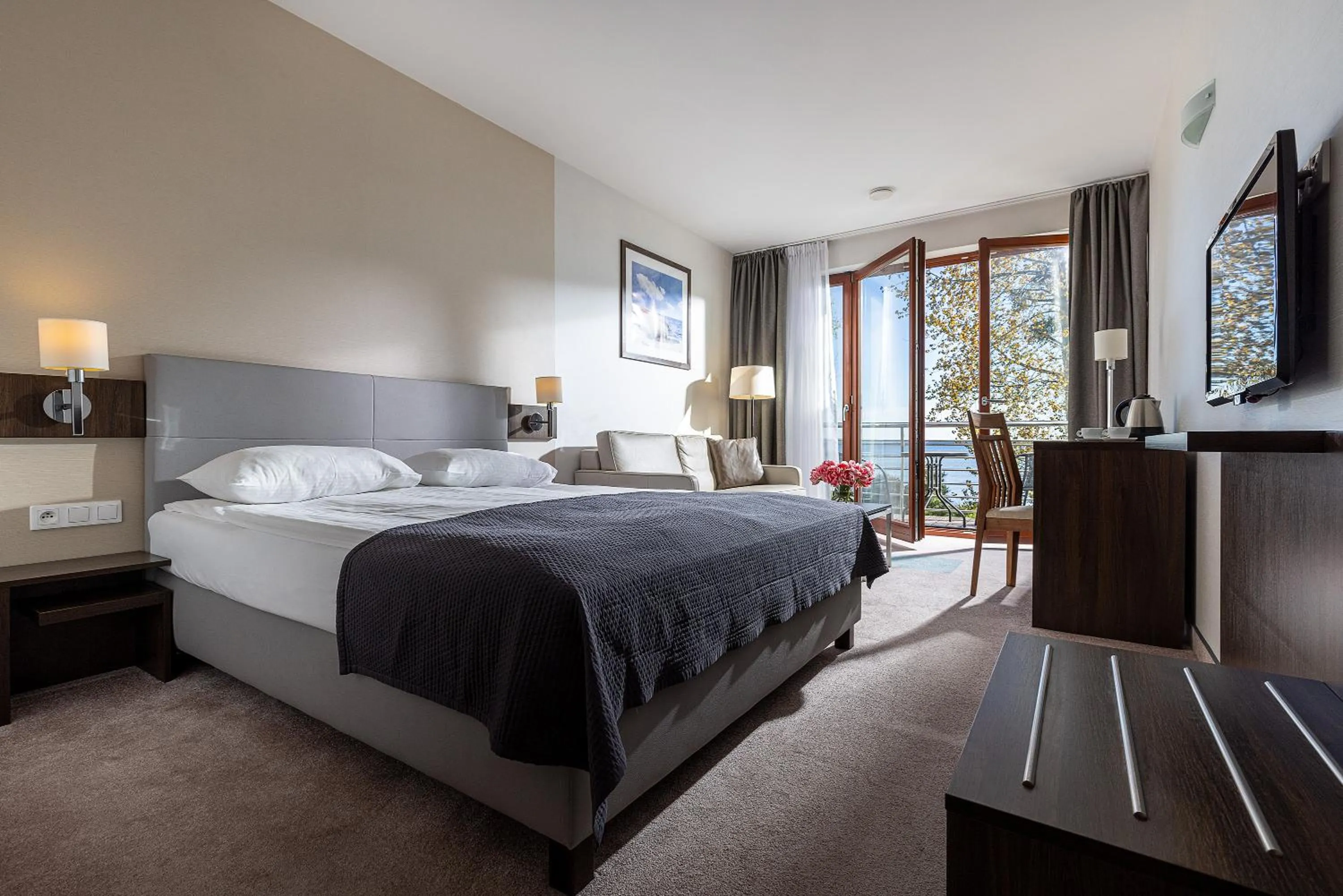 Photo of the whole room, Bed in Hotel Meridian