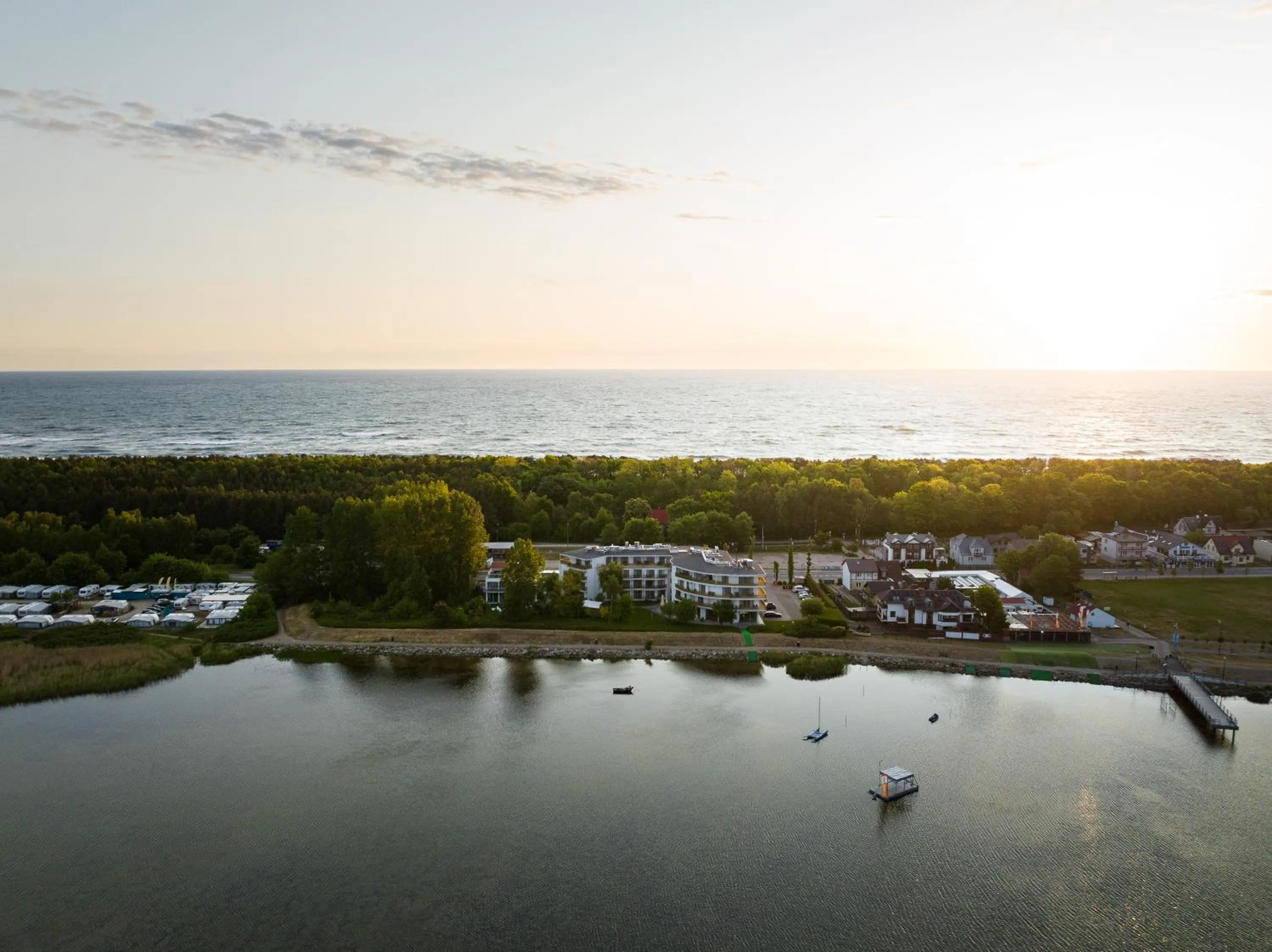 Property building in Hotel Meridian