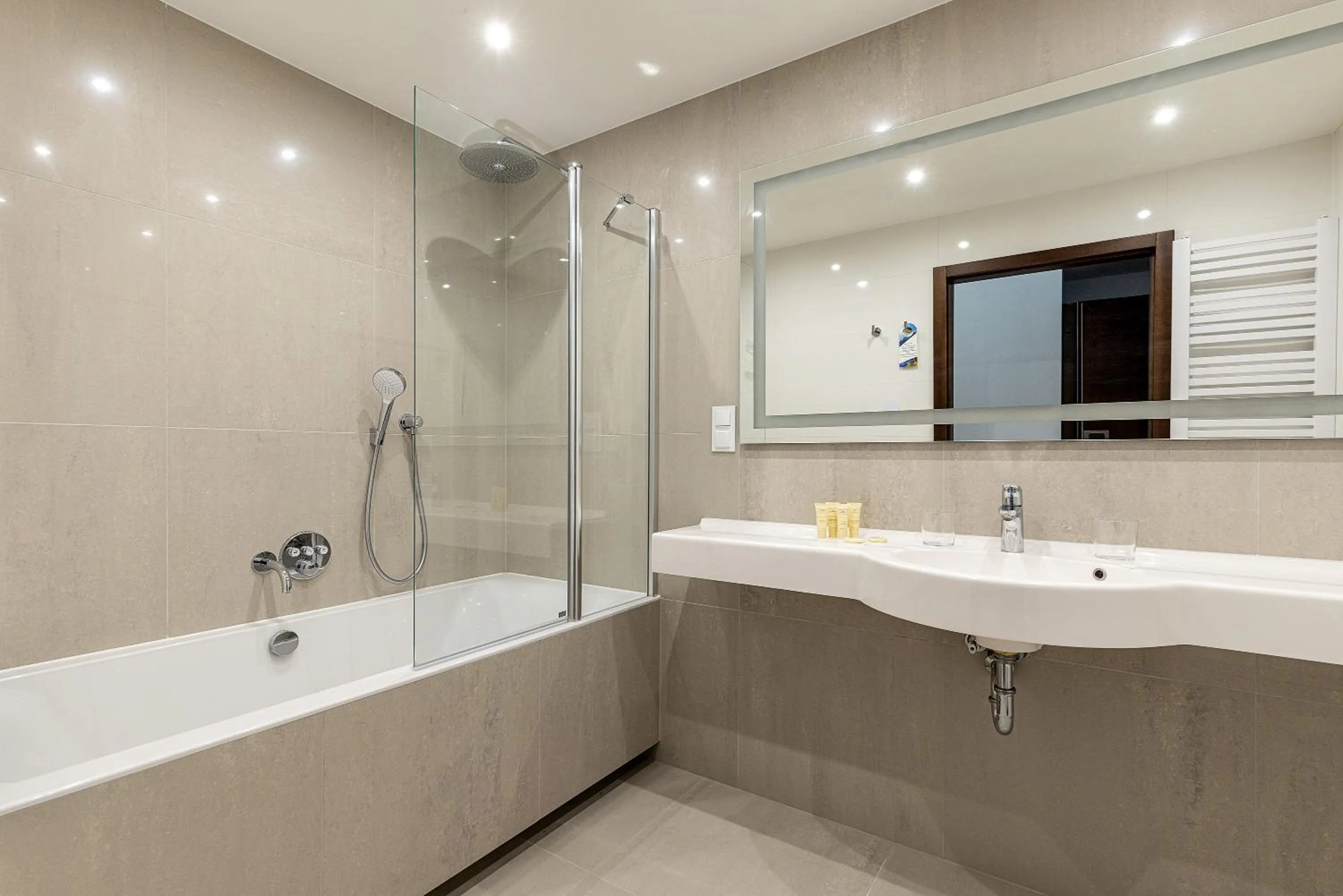 Bathroom in Hotel Meridian