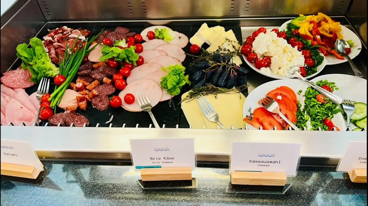 Breakfast in Konferenzhotel Ysenburger Hof