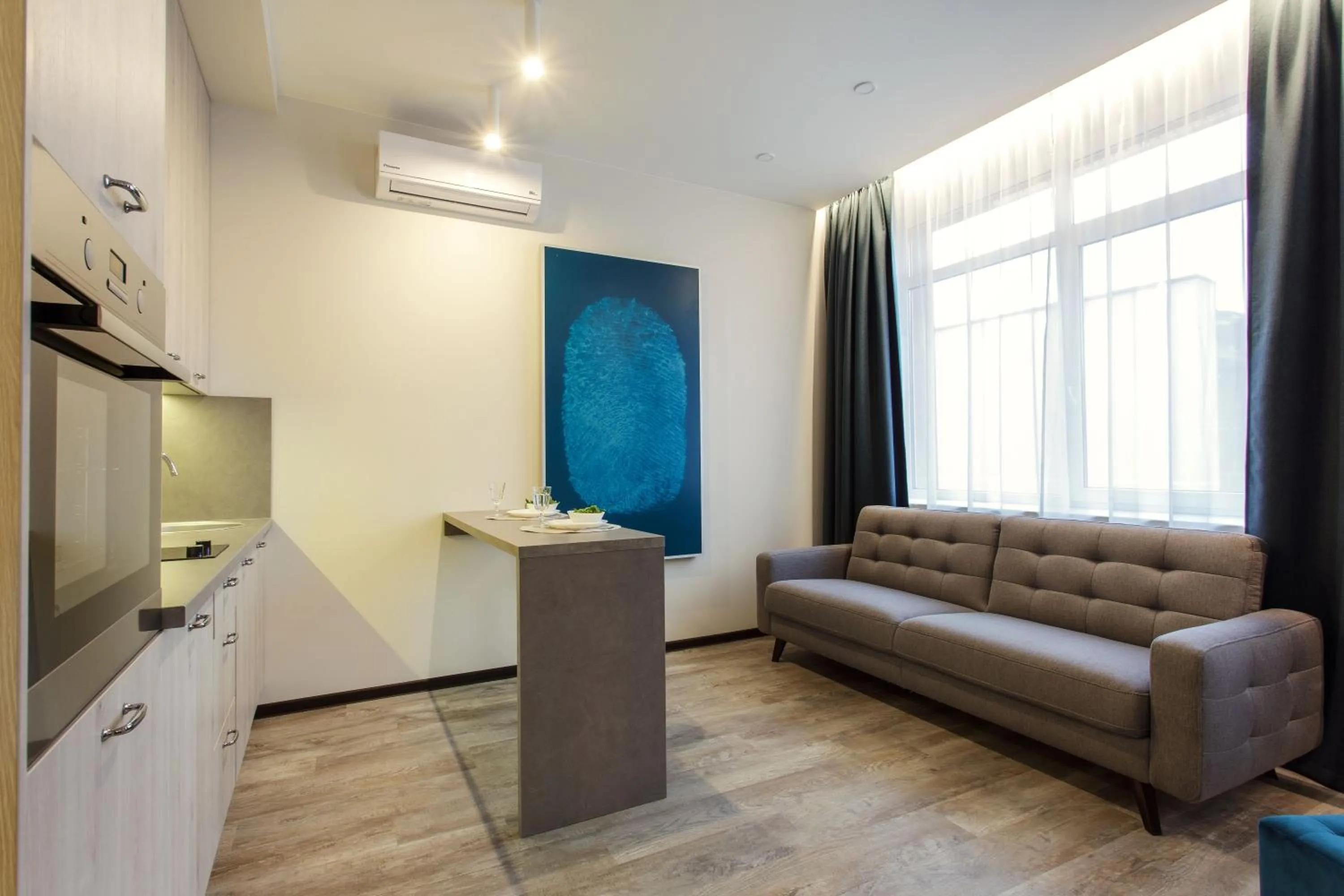 Photo of the whole room in Old Town Trio Apartments