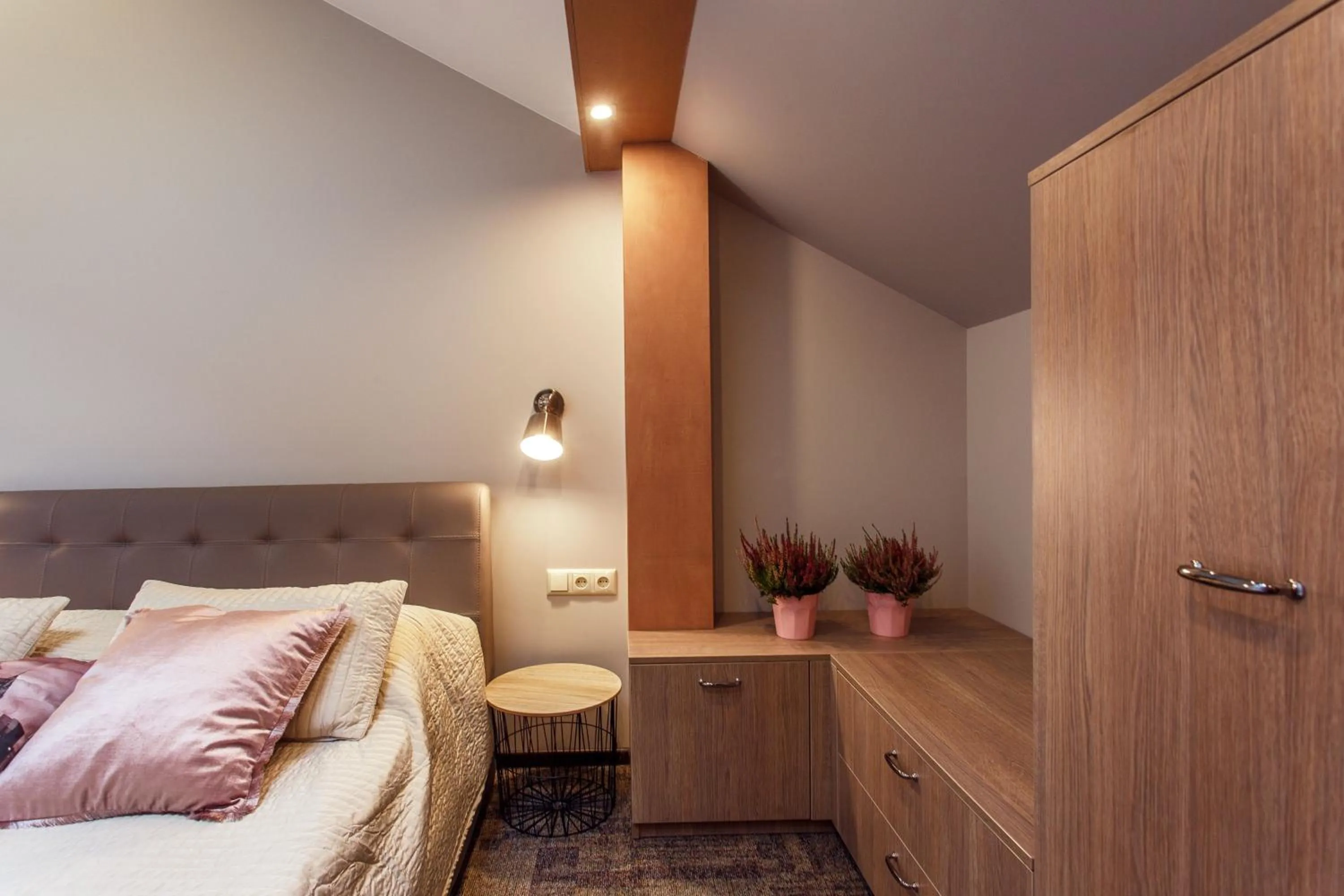 Photo of the whole room, Bed in Old Town Trio Apartments