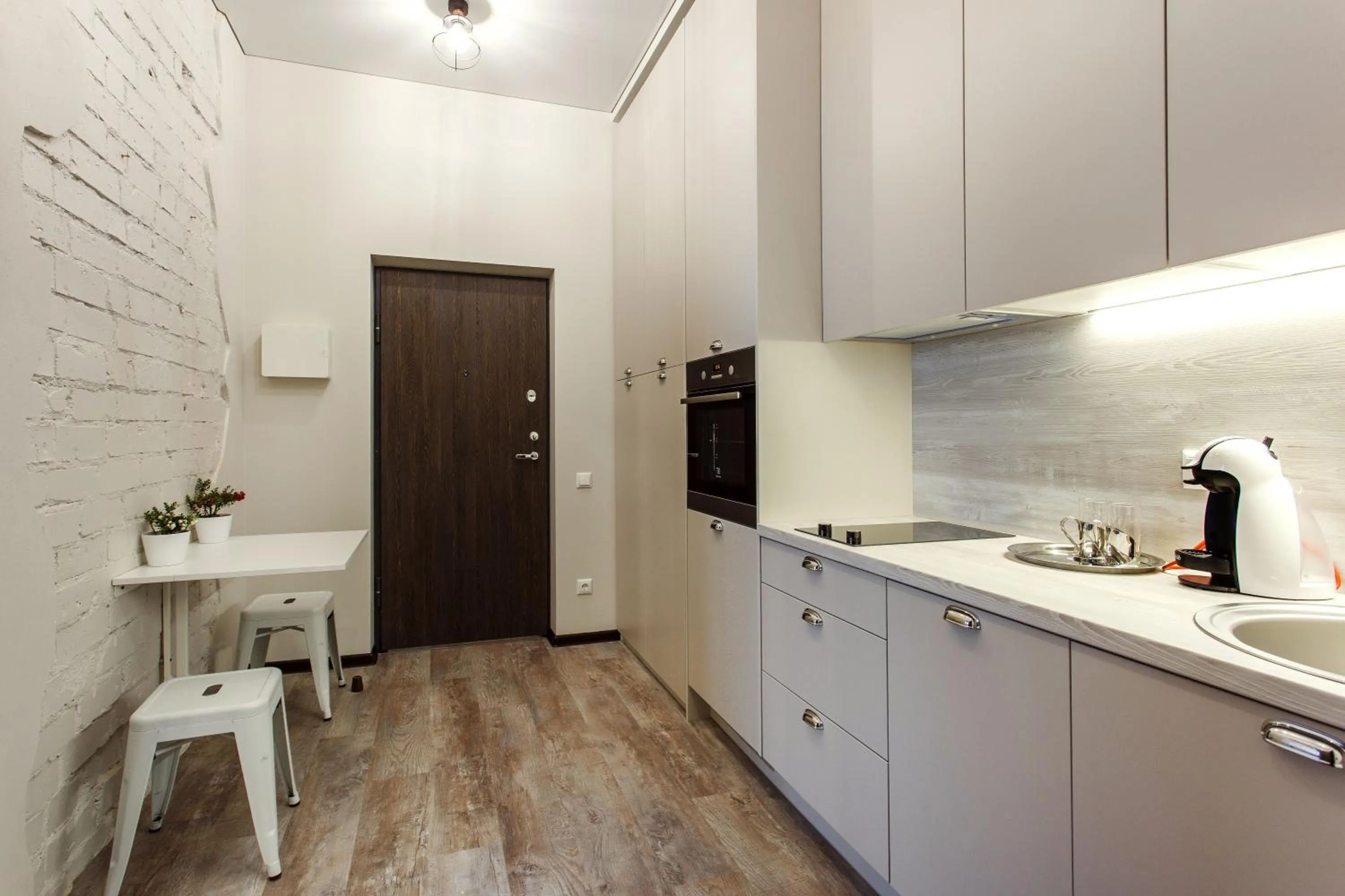 Kitchen or kitchenette in Old Town Trio Apartments