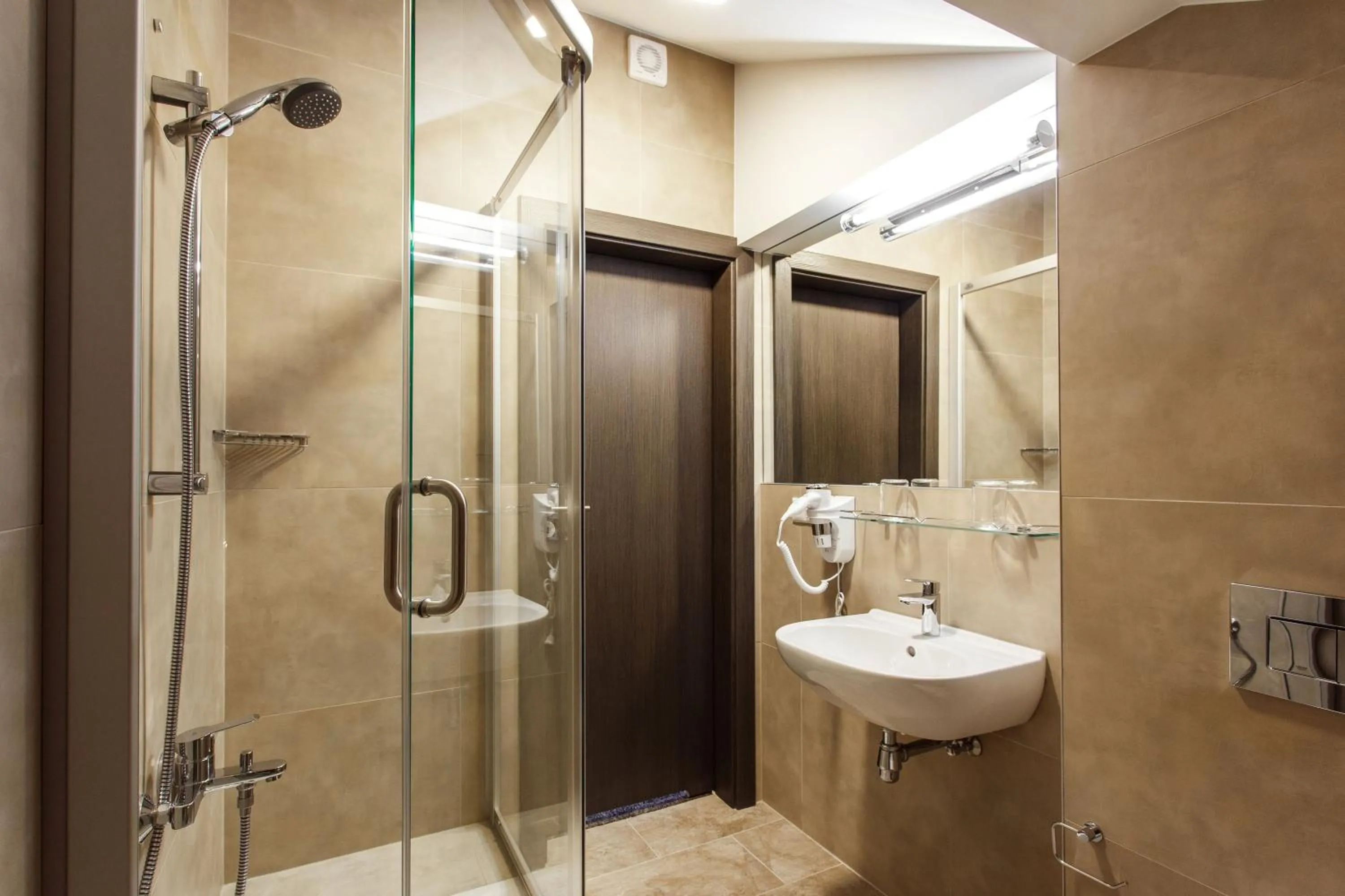 Toilet in Old Town Trio Apartments