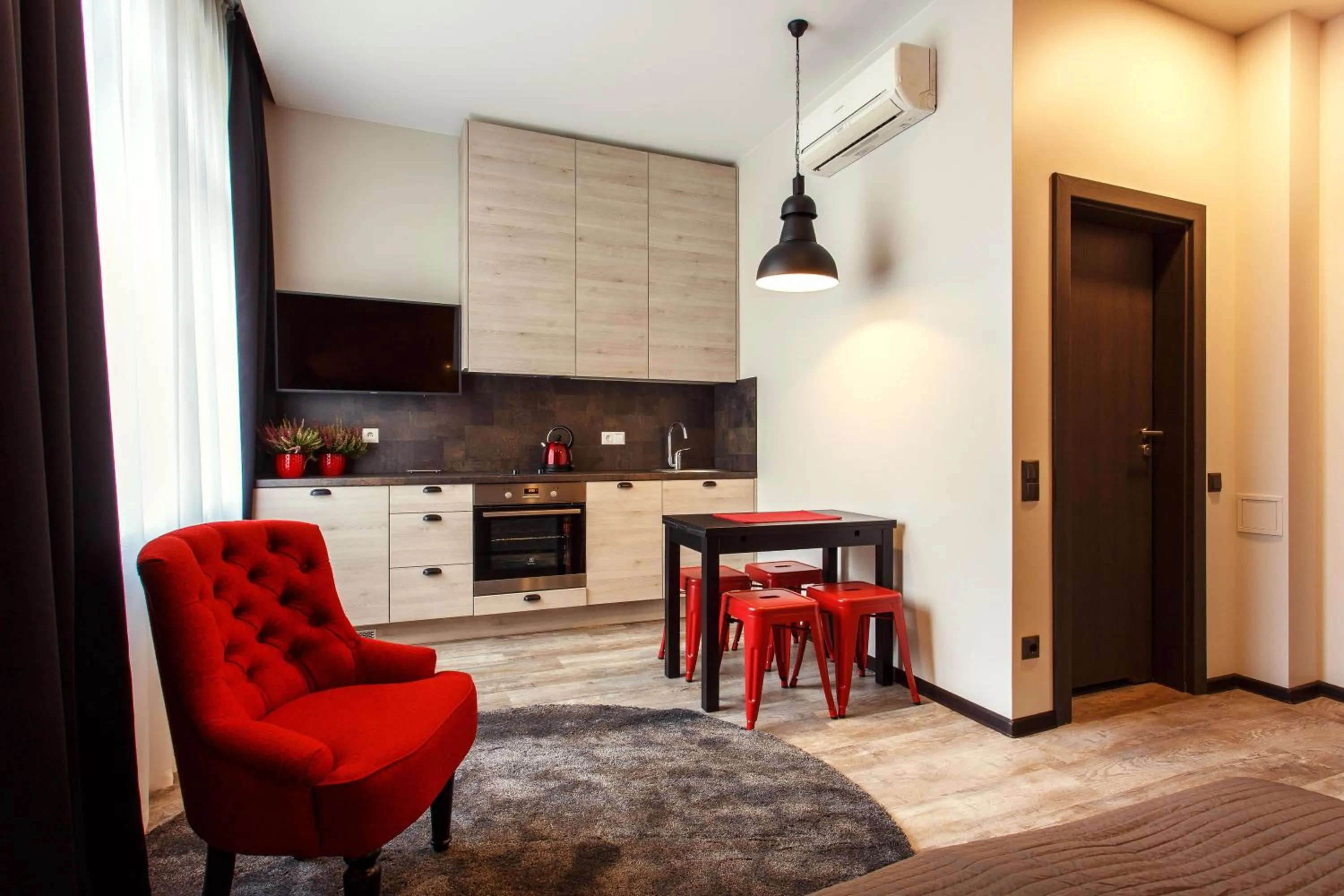 Photo of the whole room in Old Town Trio Apartments