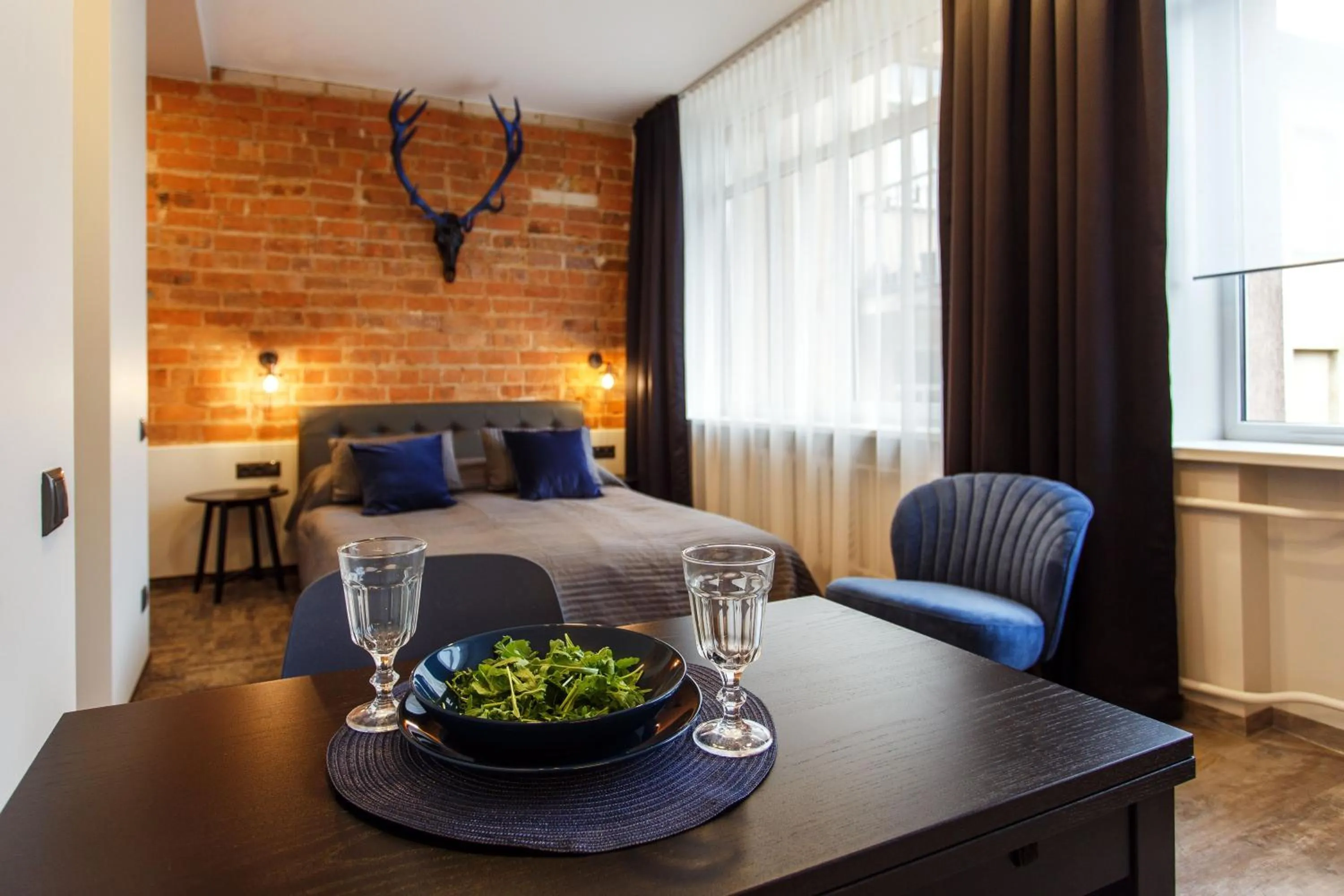 Photo of the whole room in Old Town Trio Apartments