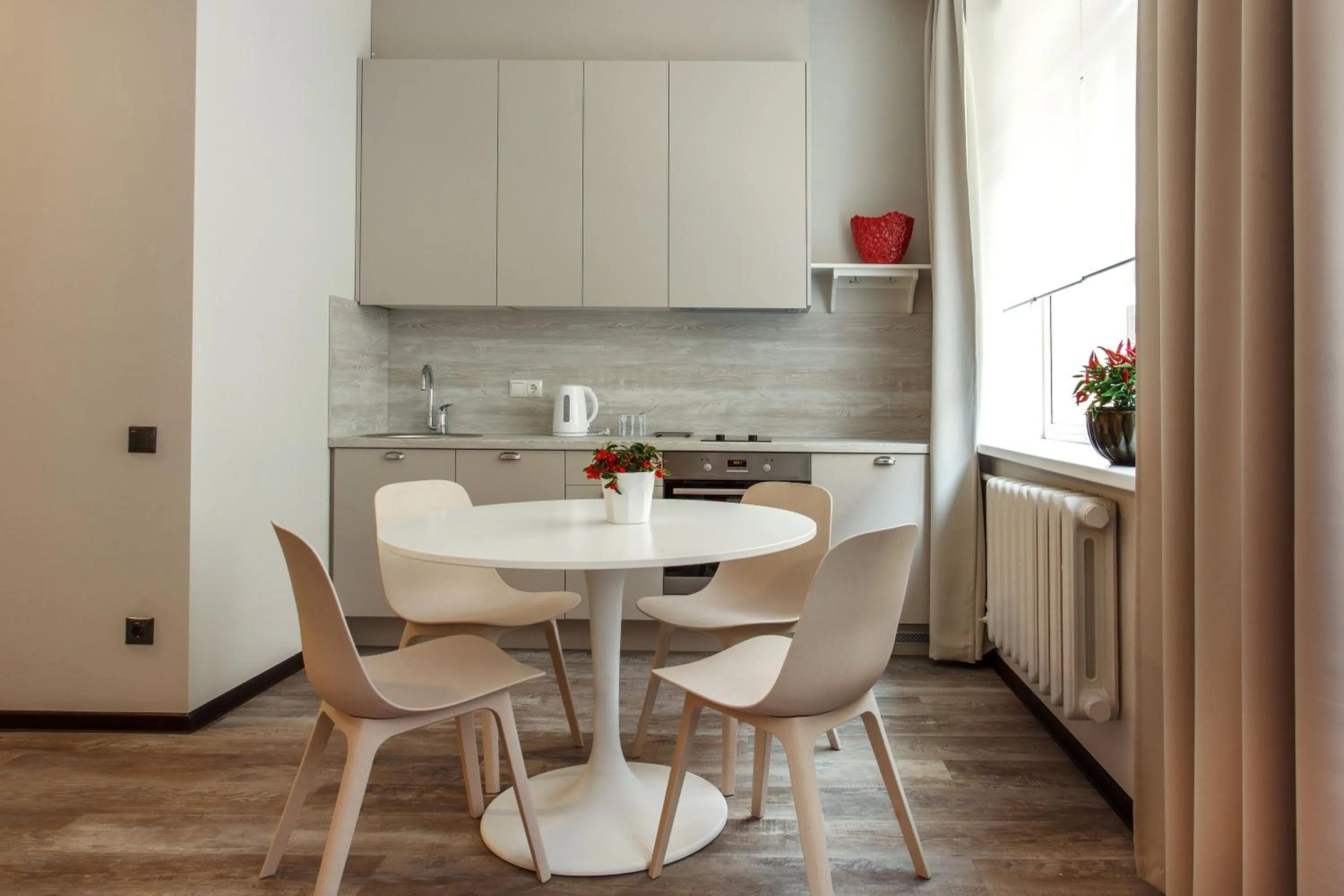 Photo of the whole room in Old Town Trio Apartments