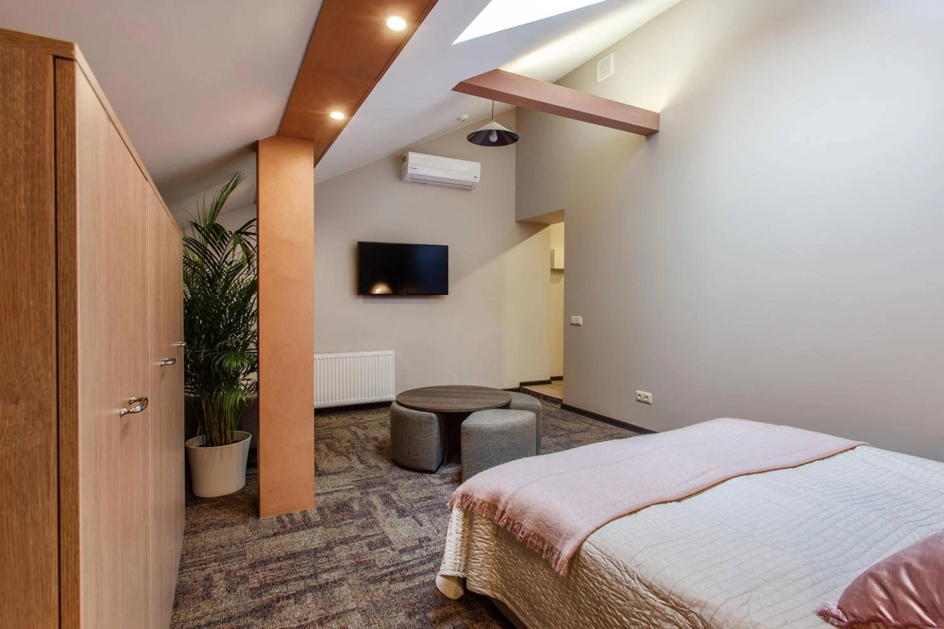 Photo of the whole room, Bed in Old Town Trio Apartments