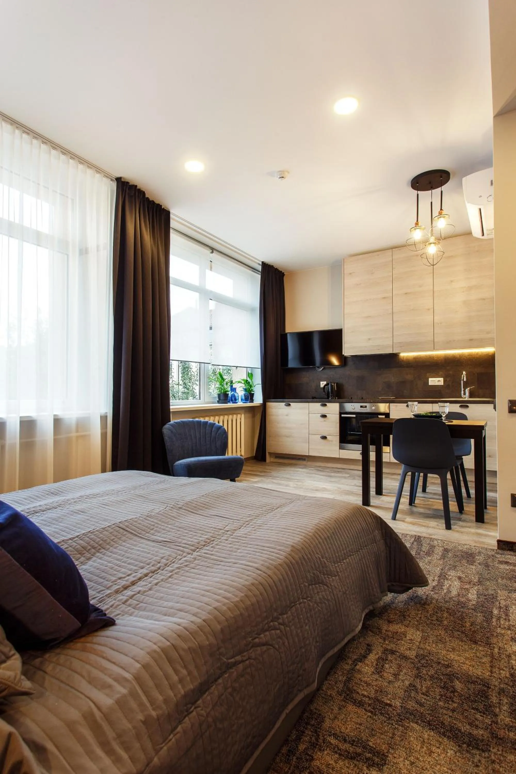 Photo of the whole room, Bed in Old Town Trio Apartments