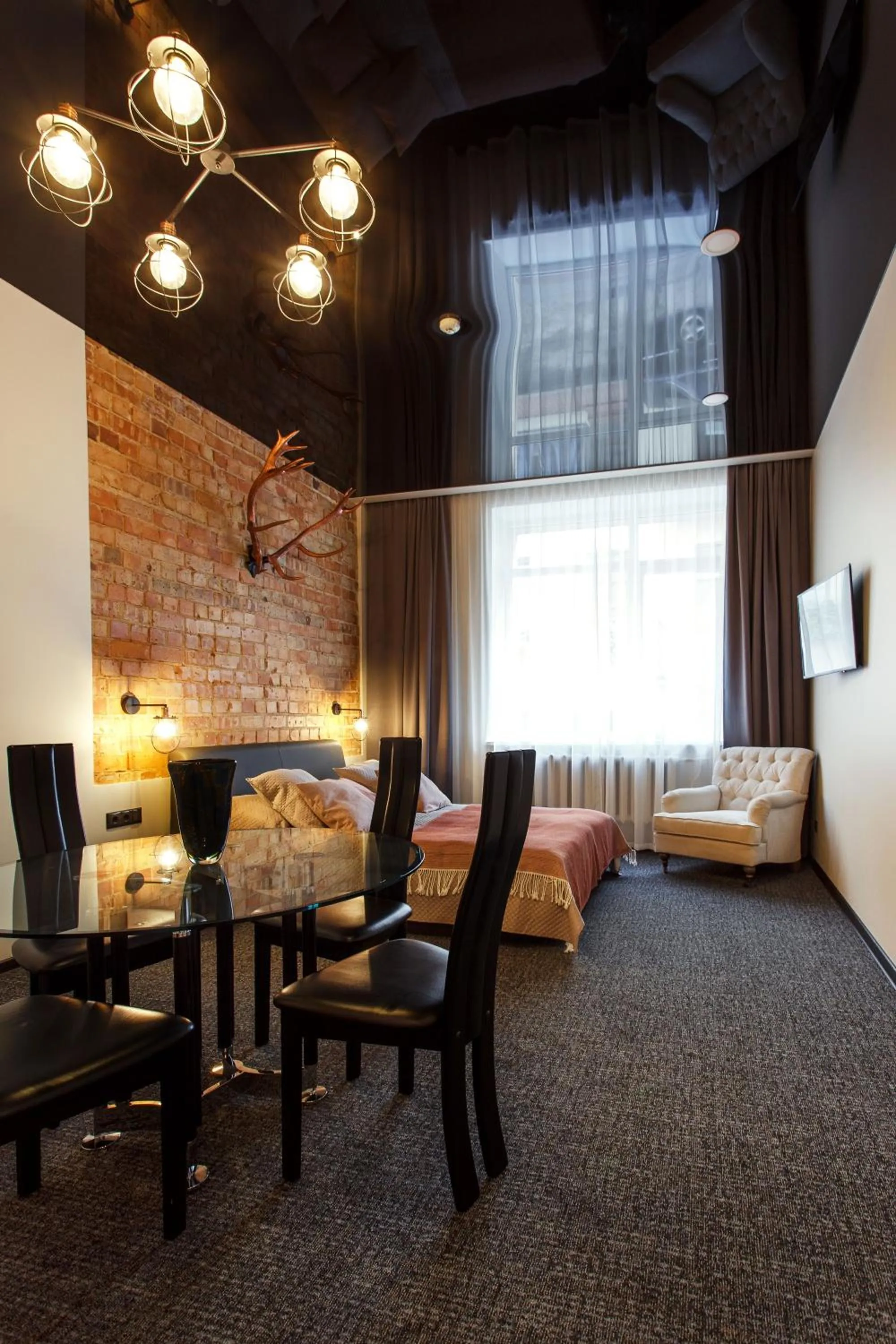 Photo of the whole room, Bed in Old Town Trio Apartments