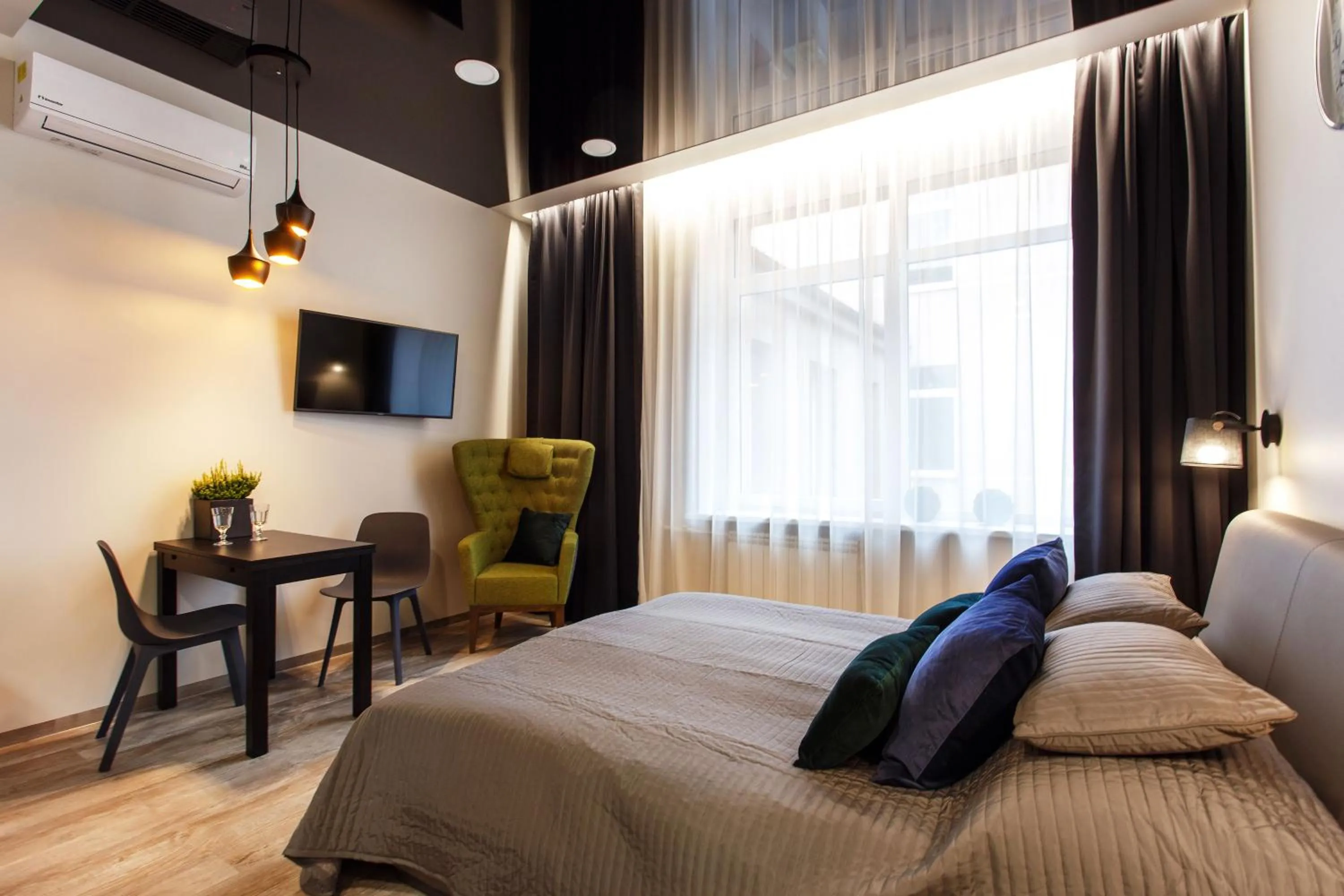 Photo of the whole room, Bed in Old Town Trio Apartments