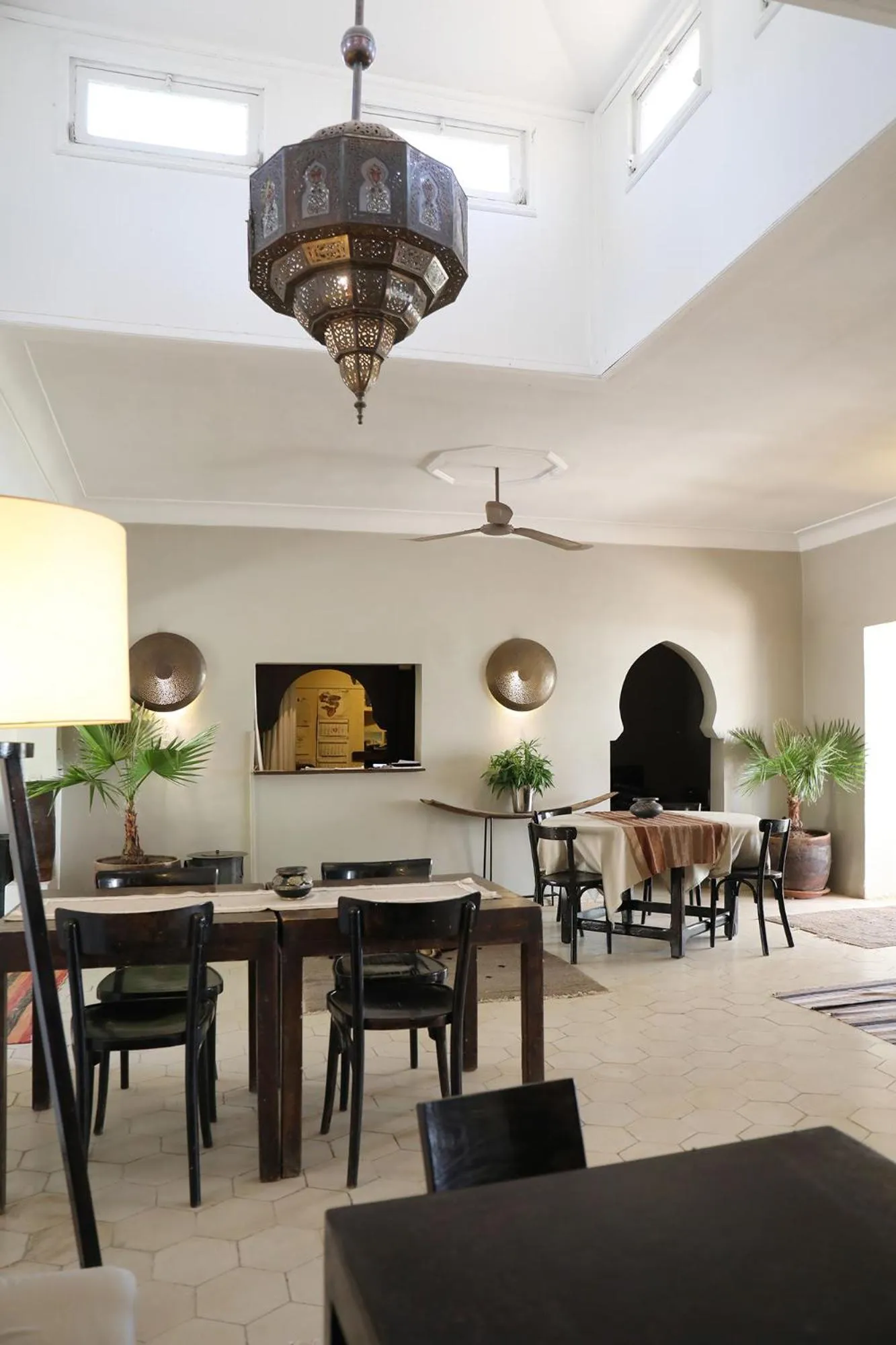 Restaurant/places to eat in Le Petit Hôtel du Flouka