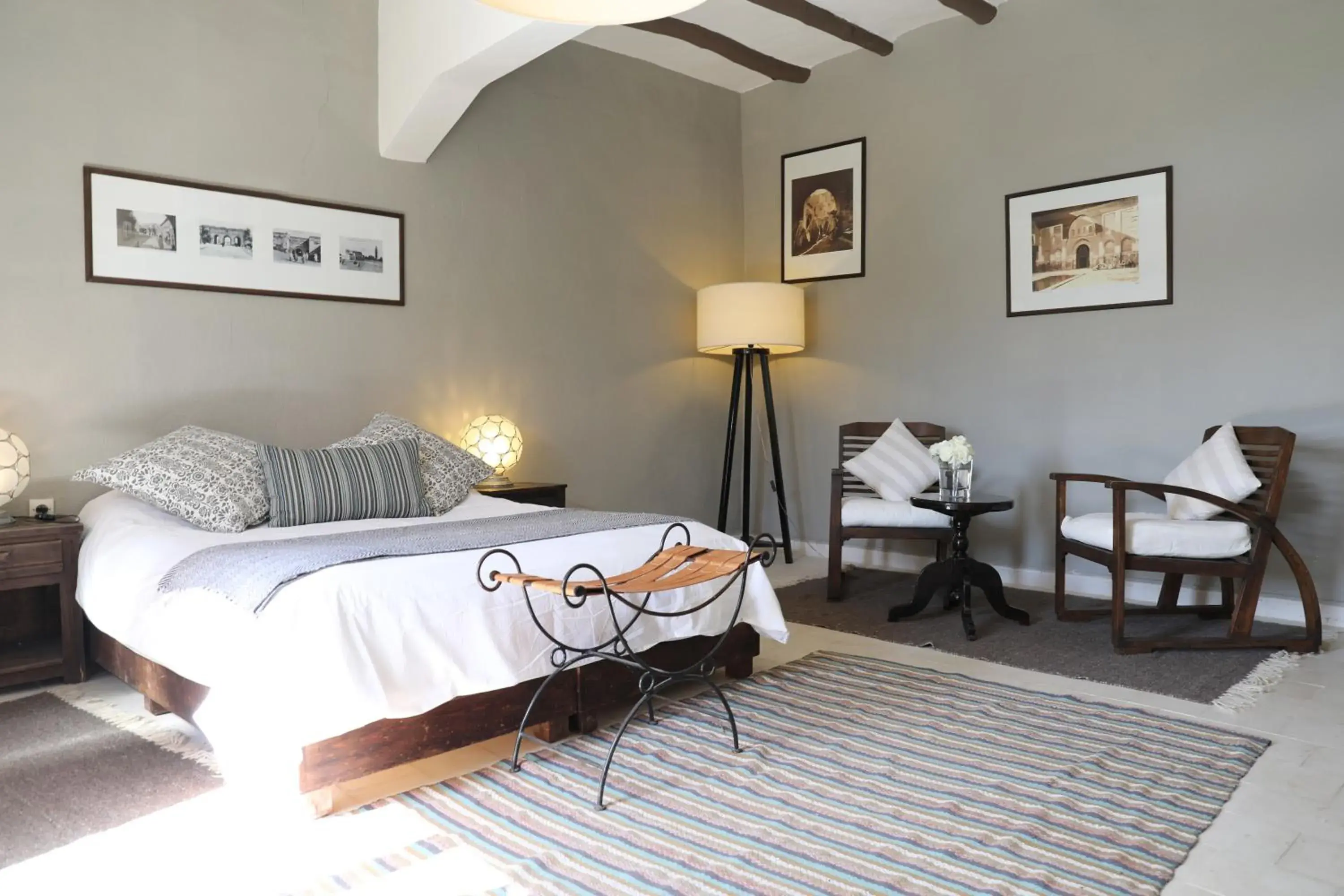 Superior Double Room in Le Petit Hôtel du Flouka Superior Double Room in Le Petit Hôtel du Flouka