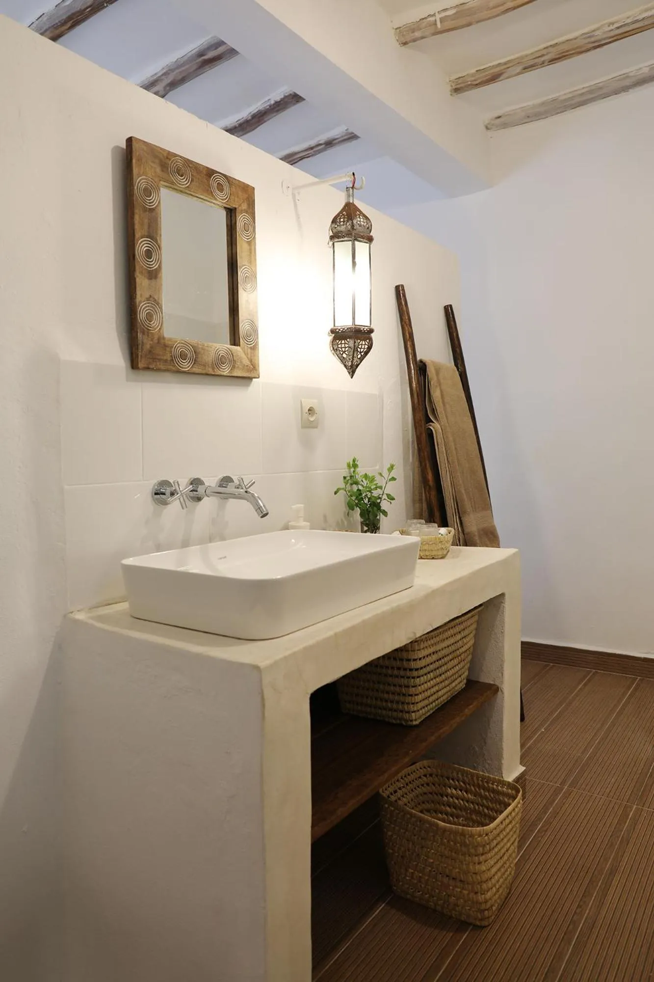 Bathroom in Le Petit Hôtel du Flouka
