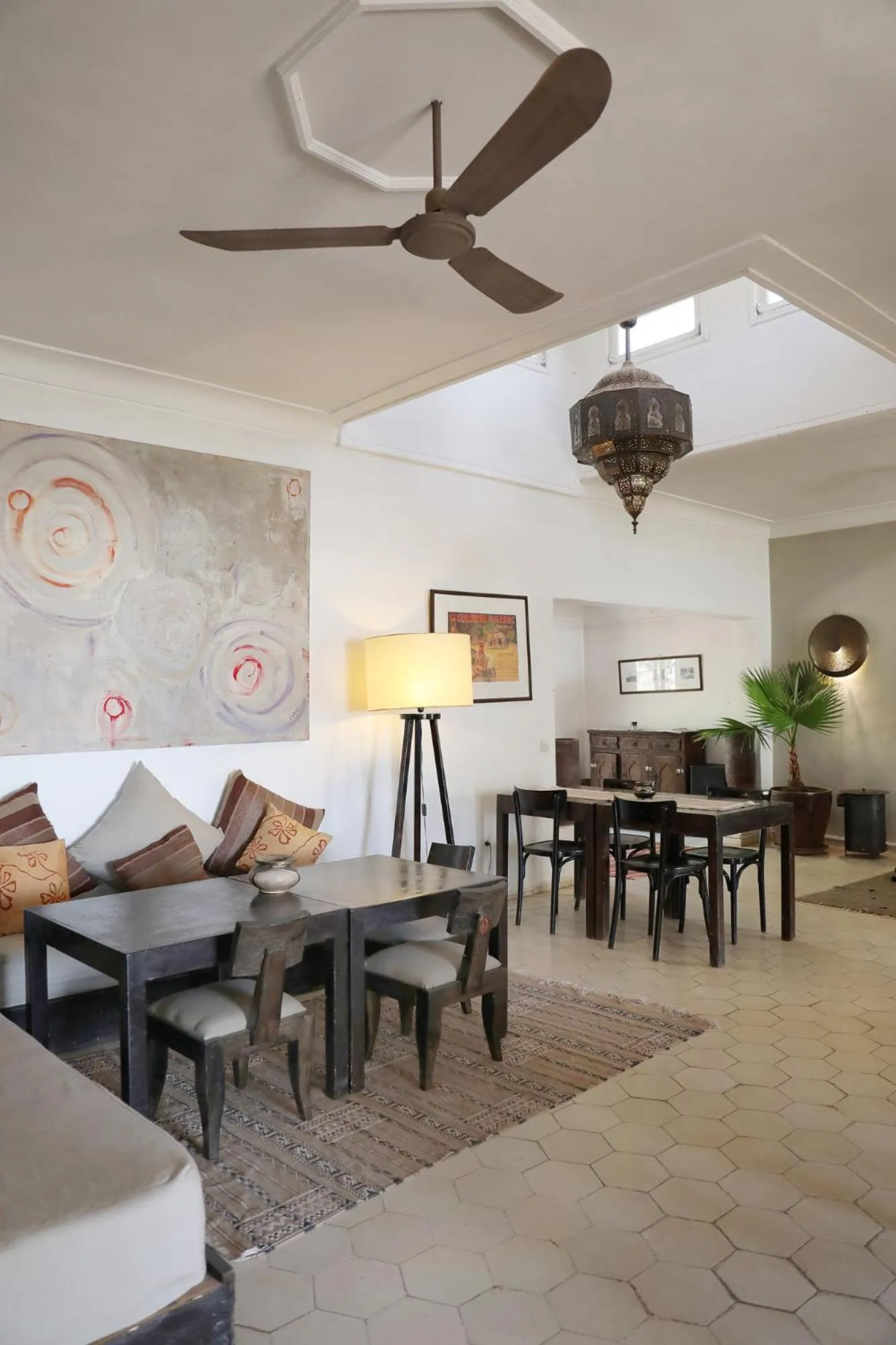 Restaurant/places to eat in Le Petit Hôtel du Flouka