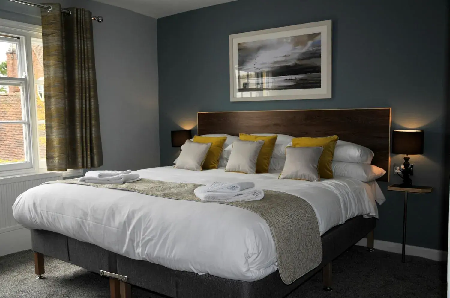 Bed in The Coach Hotel Bed in The Coach Hotel