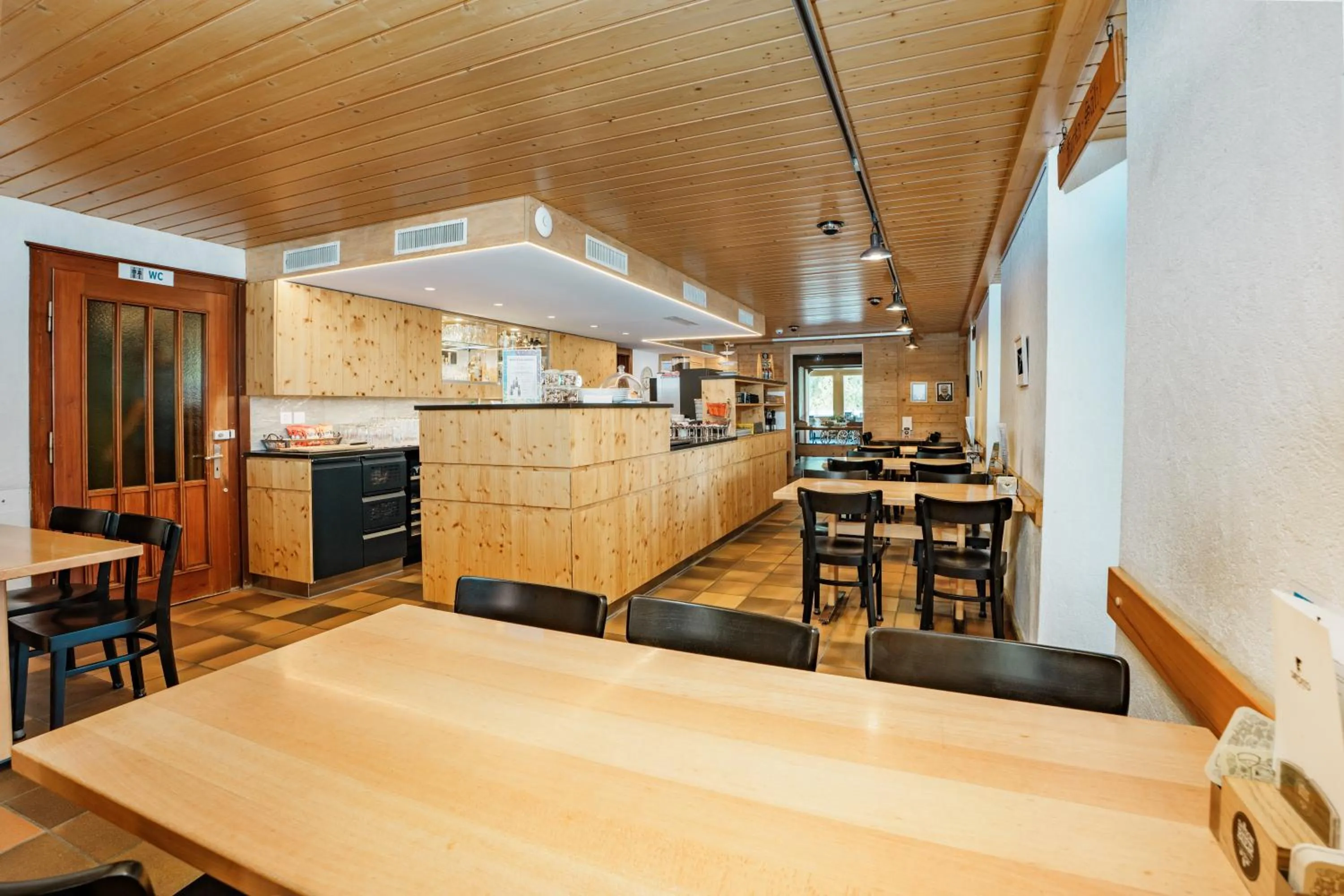 Restaurant/places to eat in Hotel Furka