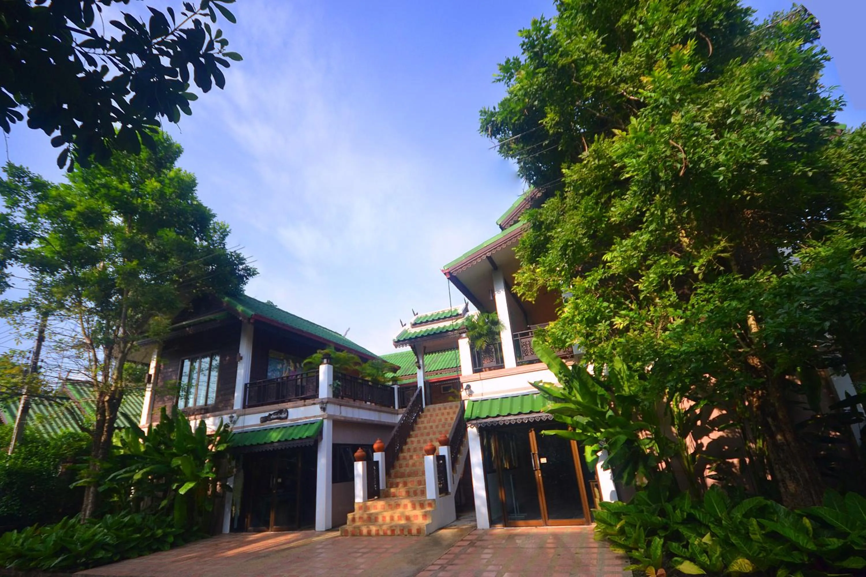 Garden in Thai Thai Sukhothai Resort